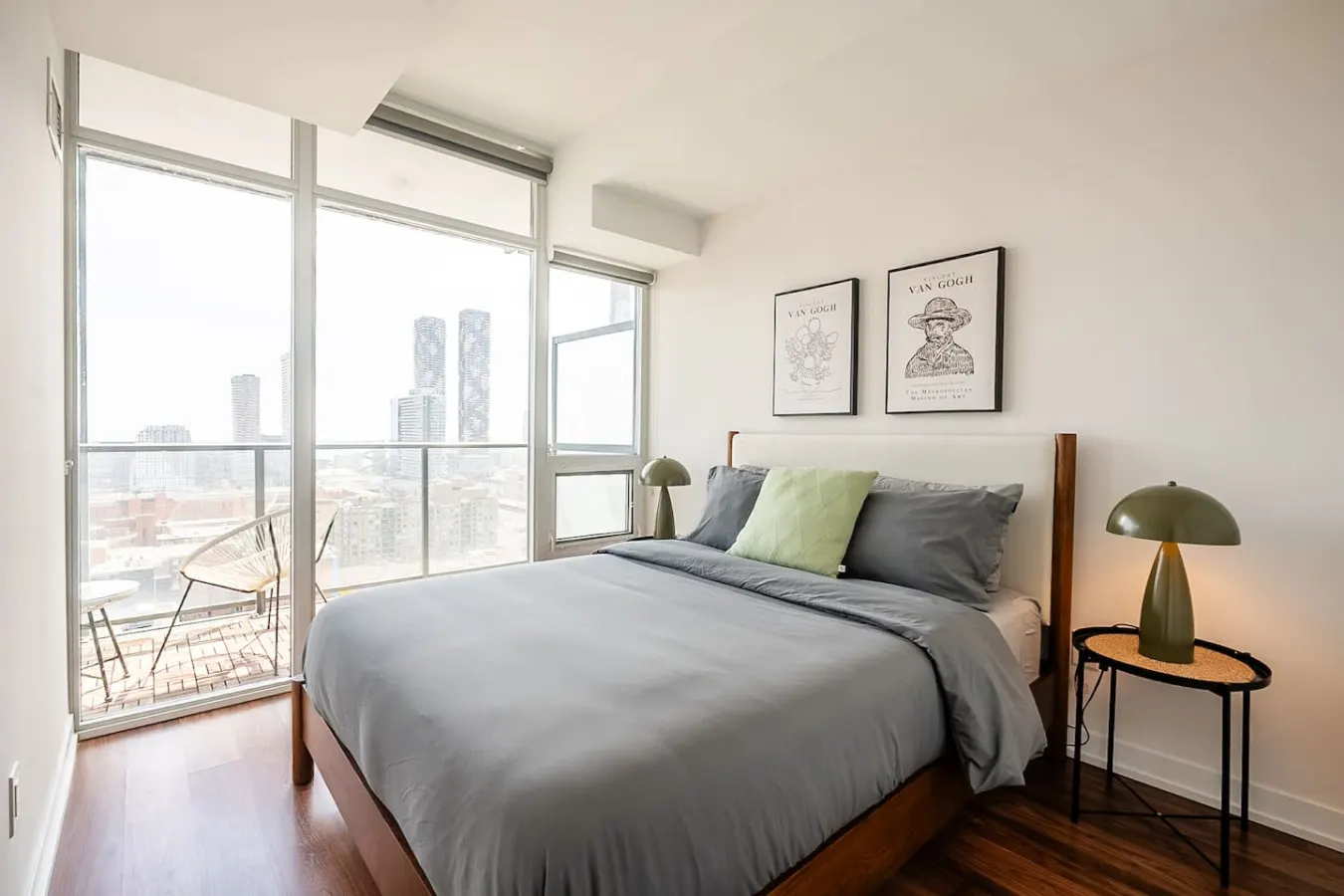 Designer 1BR Suite King East Skyline Views 4