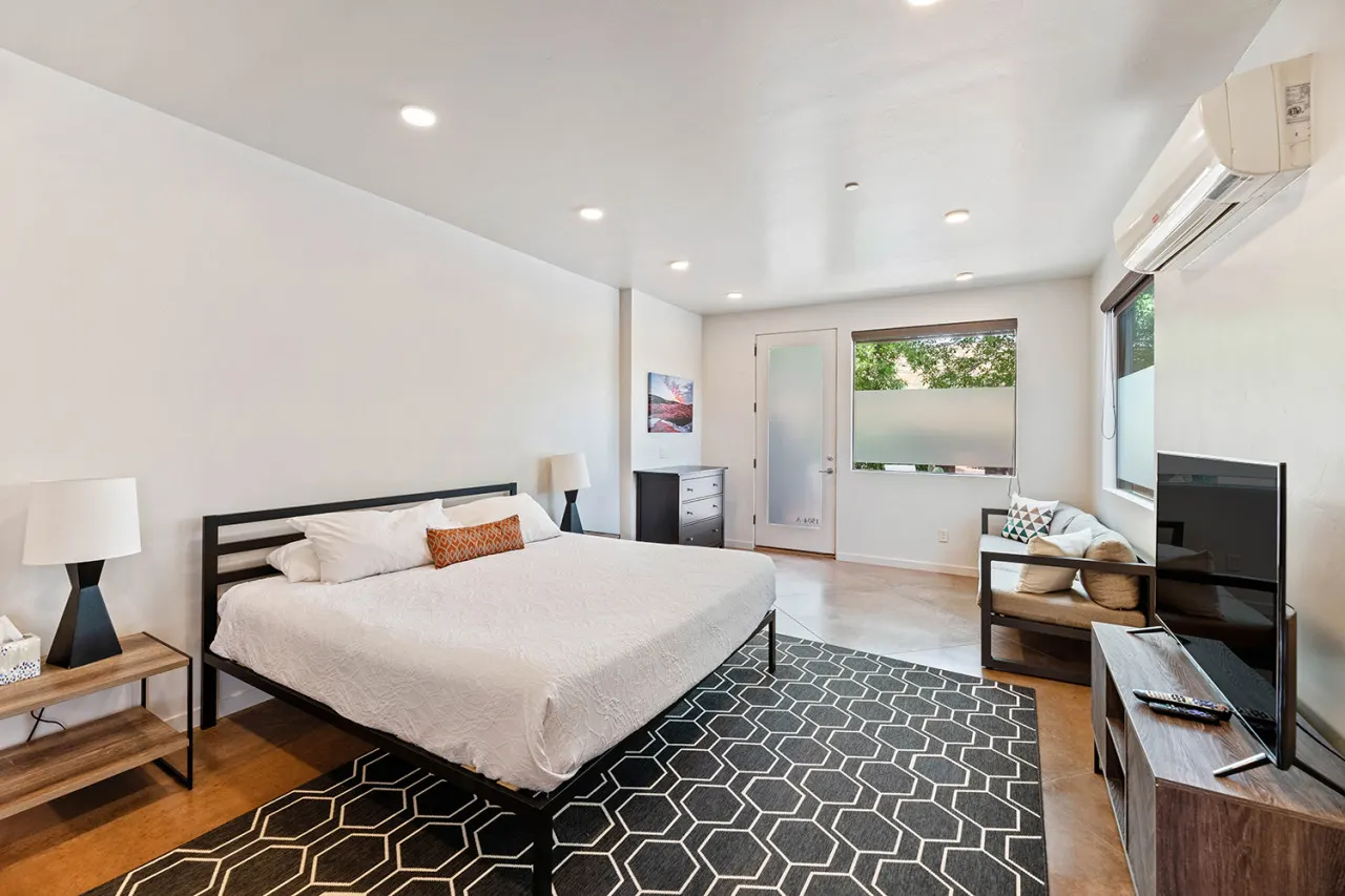 The Blue Moon Suite - Ground Floor