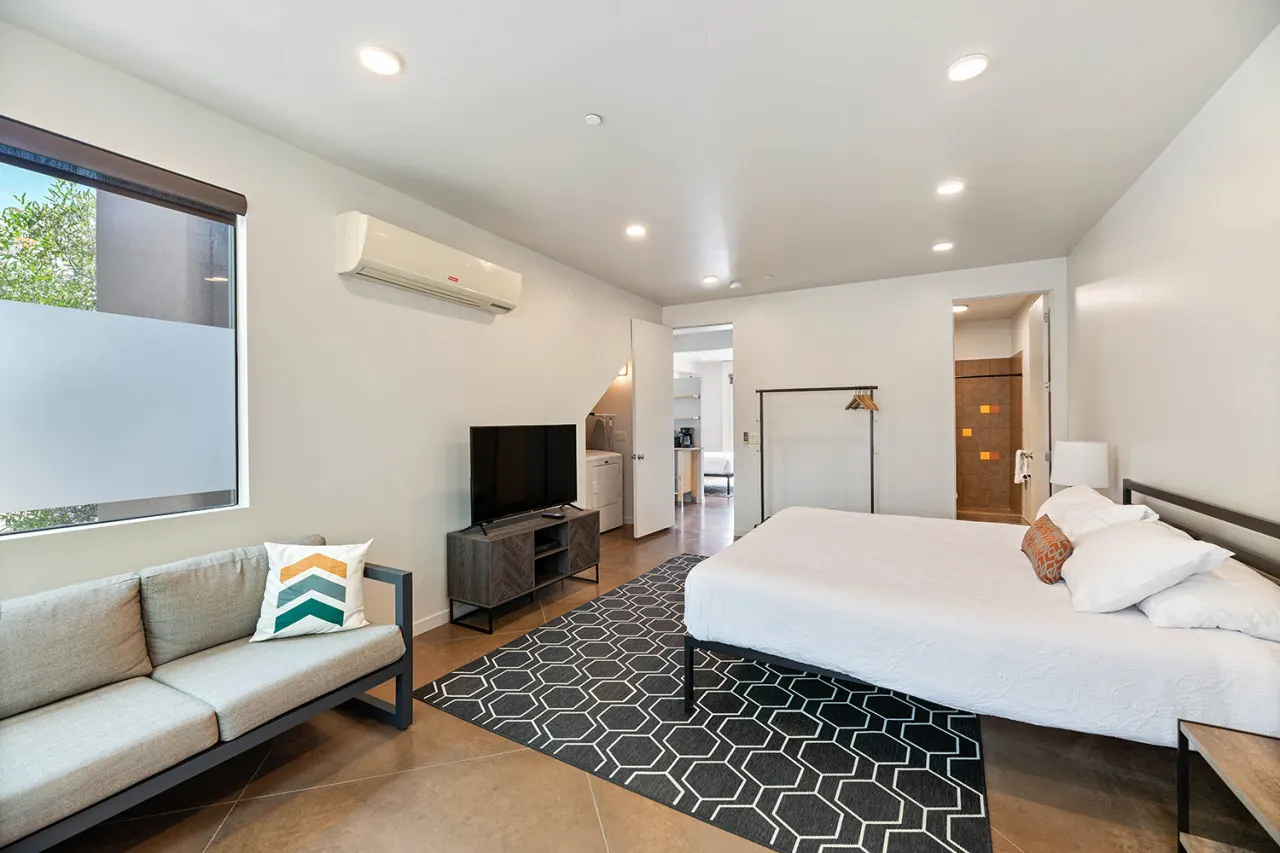 The Blue Moon Suite - Ground Floor 6