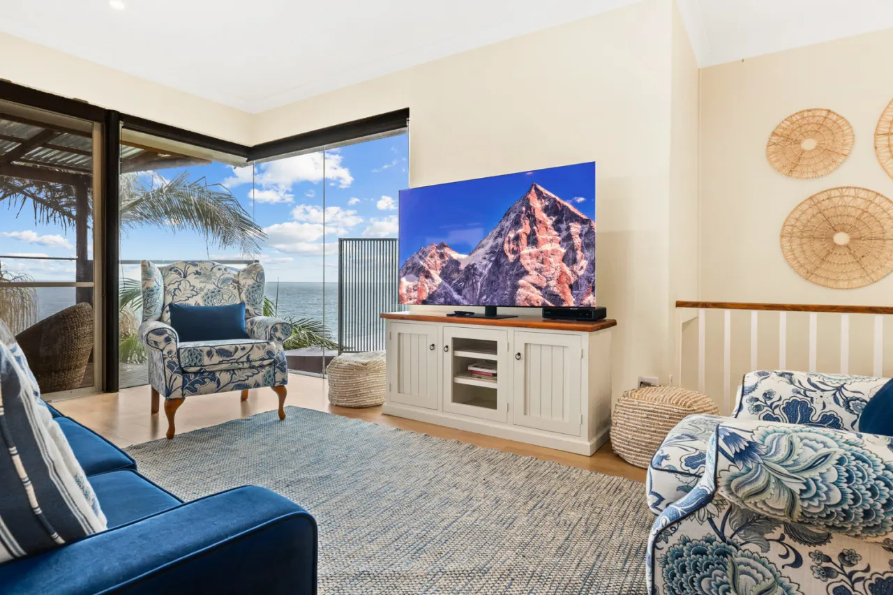 Magical Views of Dee Why 15