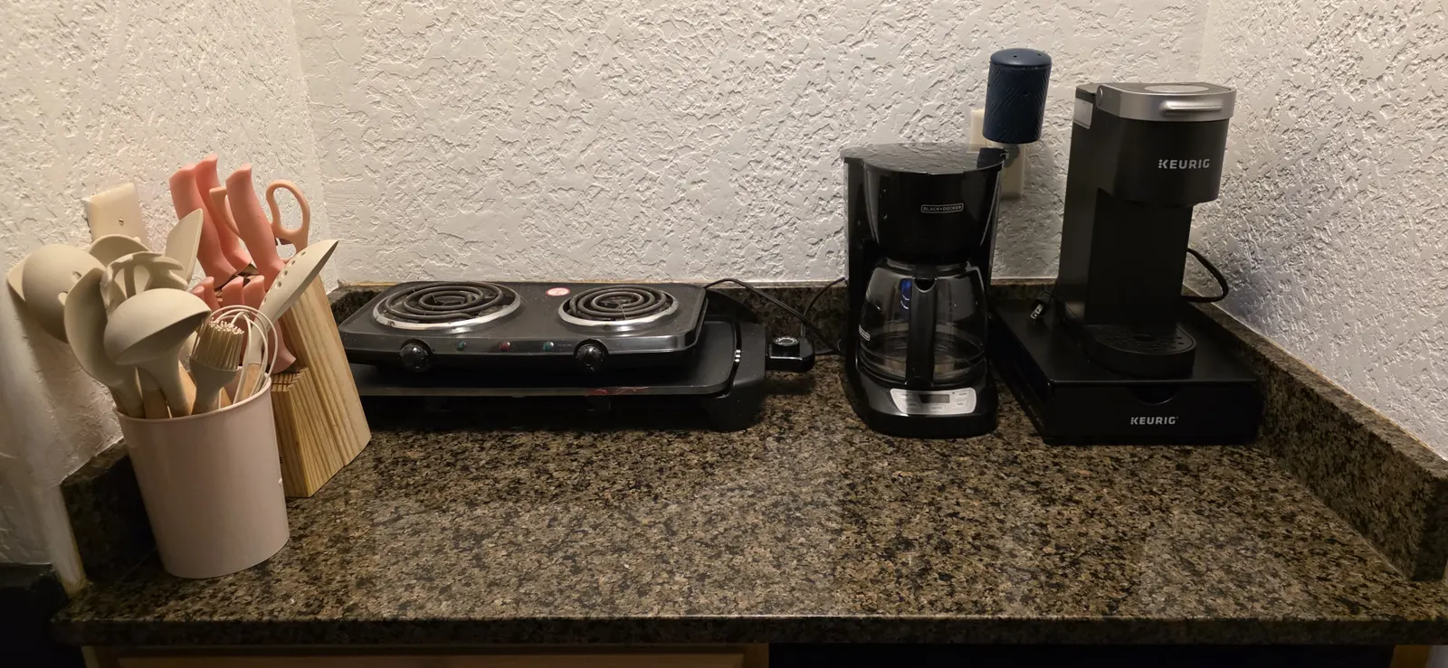 Ski-in/Ski-out, Canyons, Silverado, King, Hot tub, Free Coffee Bar, 128A 10