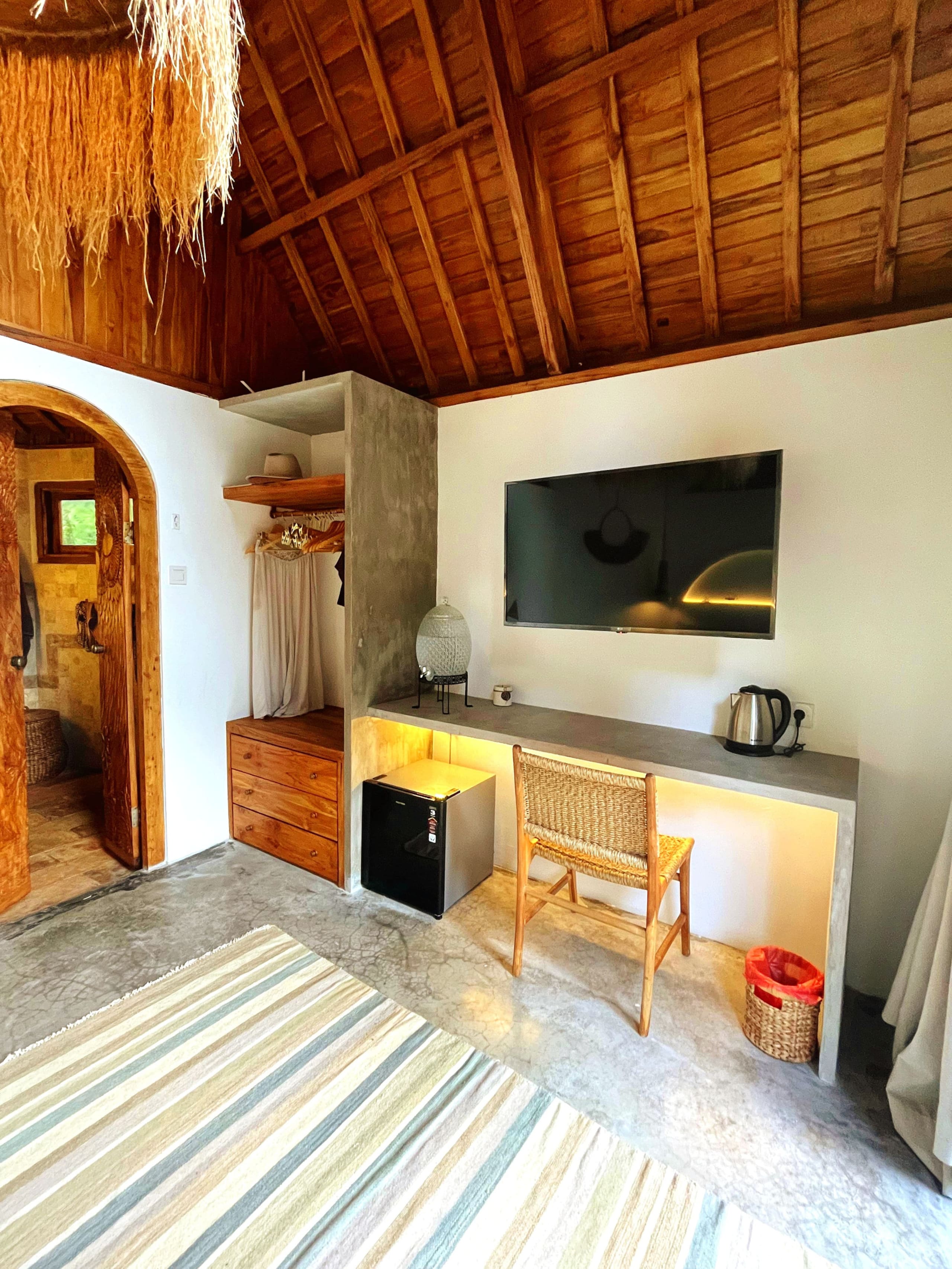 Cozy stay by the forest's edge
