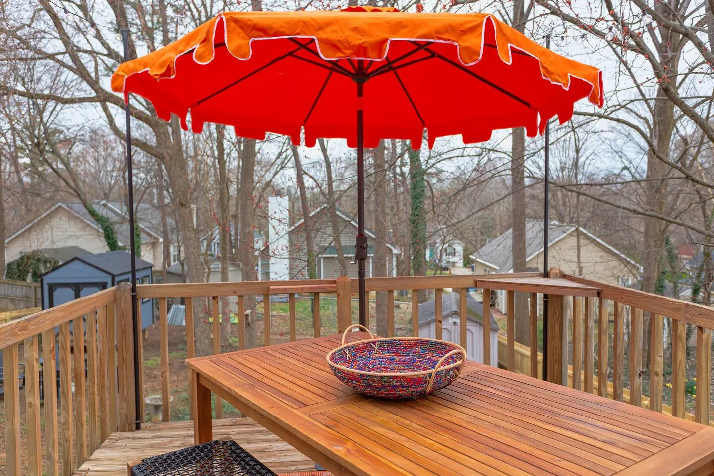 Stylish Graham Retreat Garden View BBQ Grill 18