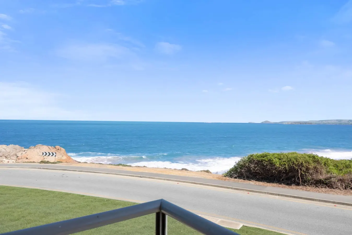 South Seas 1—Panoramic Views over Knights Beach 17