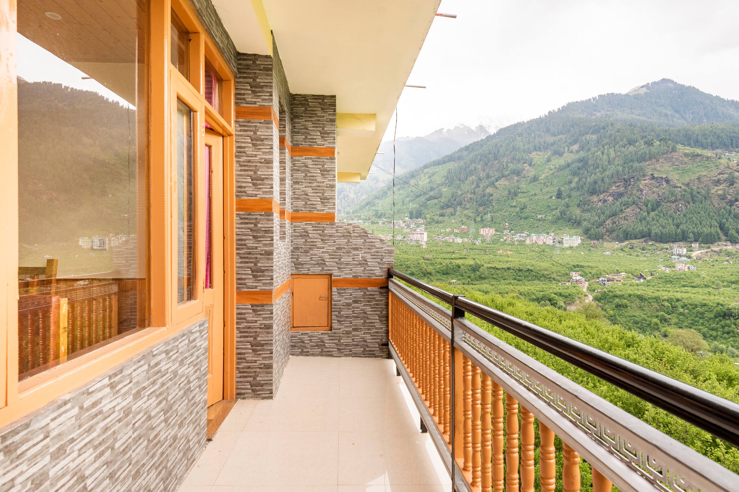 3 bedrooms floor by Blissybest Pvt Ltd 27