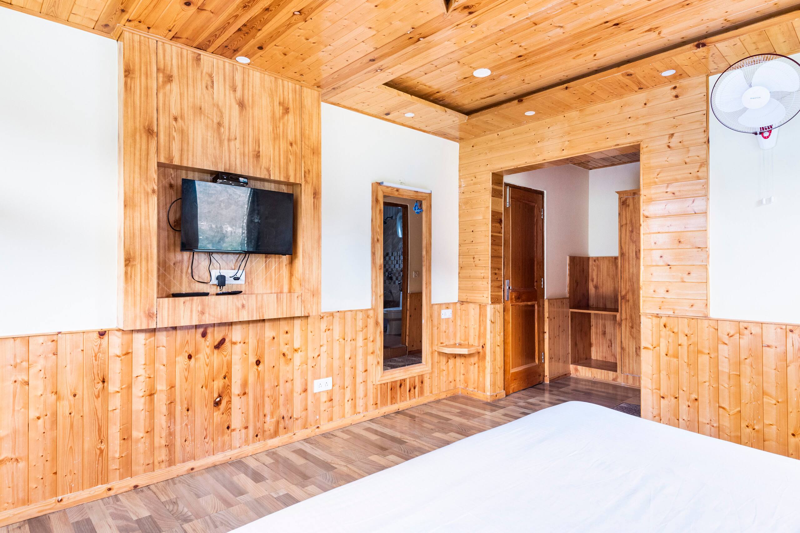 3 bedrooms floor by Blissybest Pvt Ltd 14