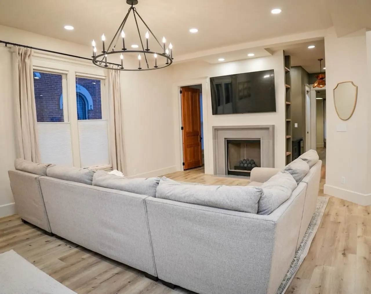 Historic Fletcherplace sleeps 12 Indy downtown 12