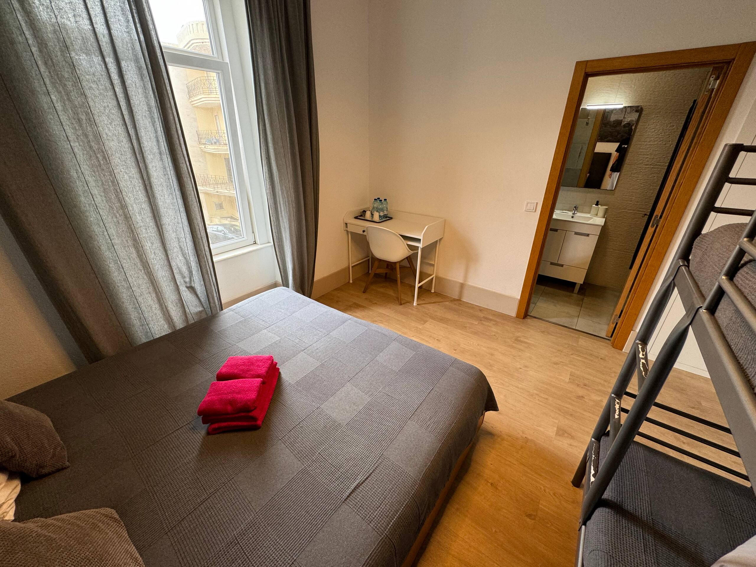 Guest House REAL-STD 4bed Room 11
