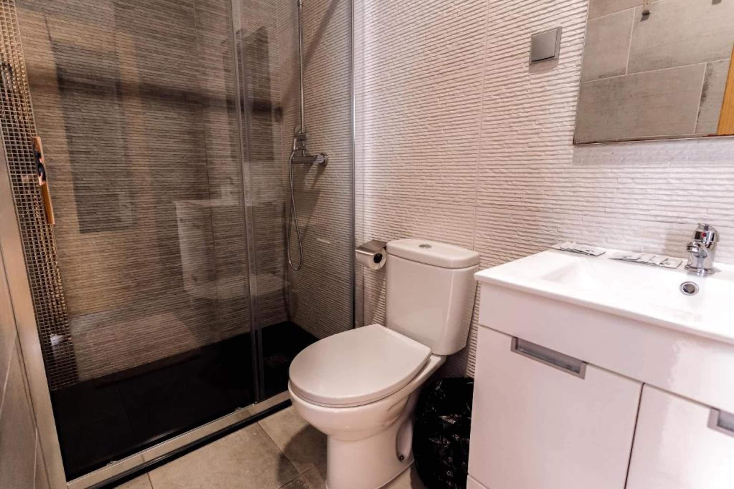 Guest House REAL-STD 4bed Room 8
