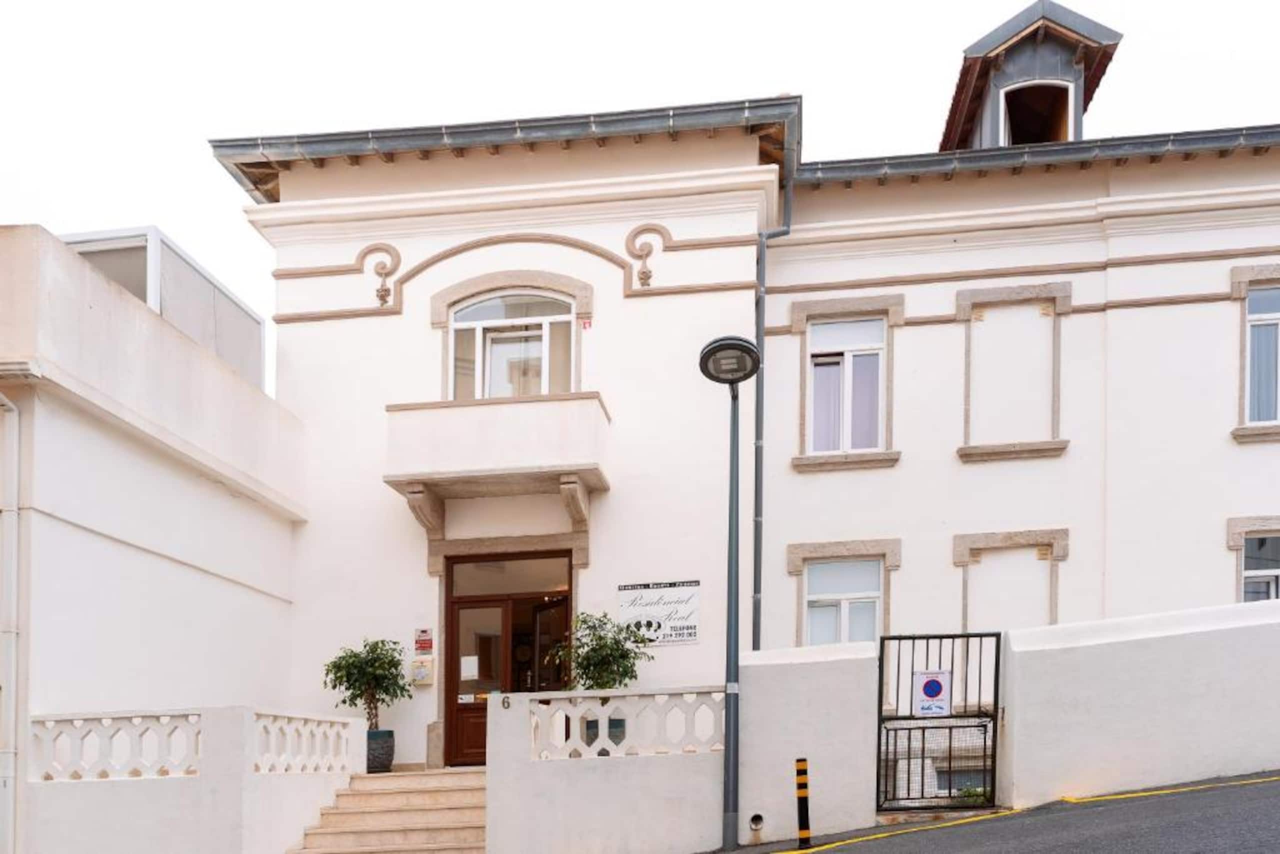 Guest House REAL-STD 4bed Room 1