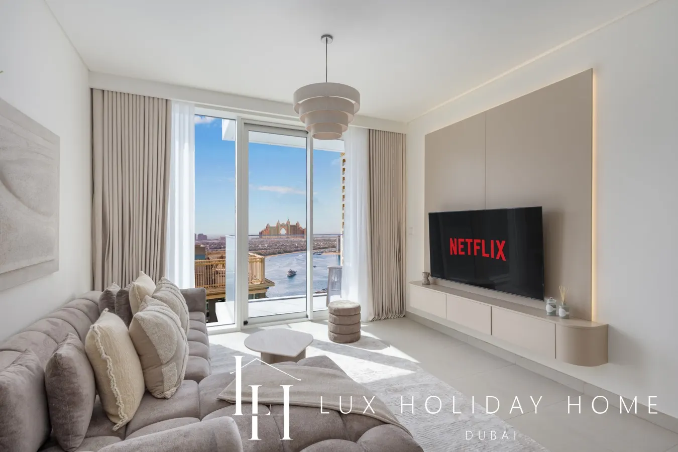 LUX | The Beach Mansion Atlantis View Suite 7