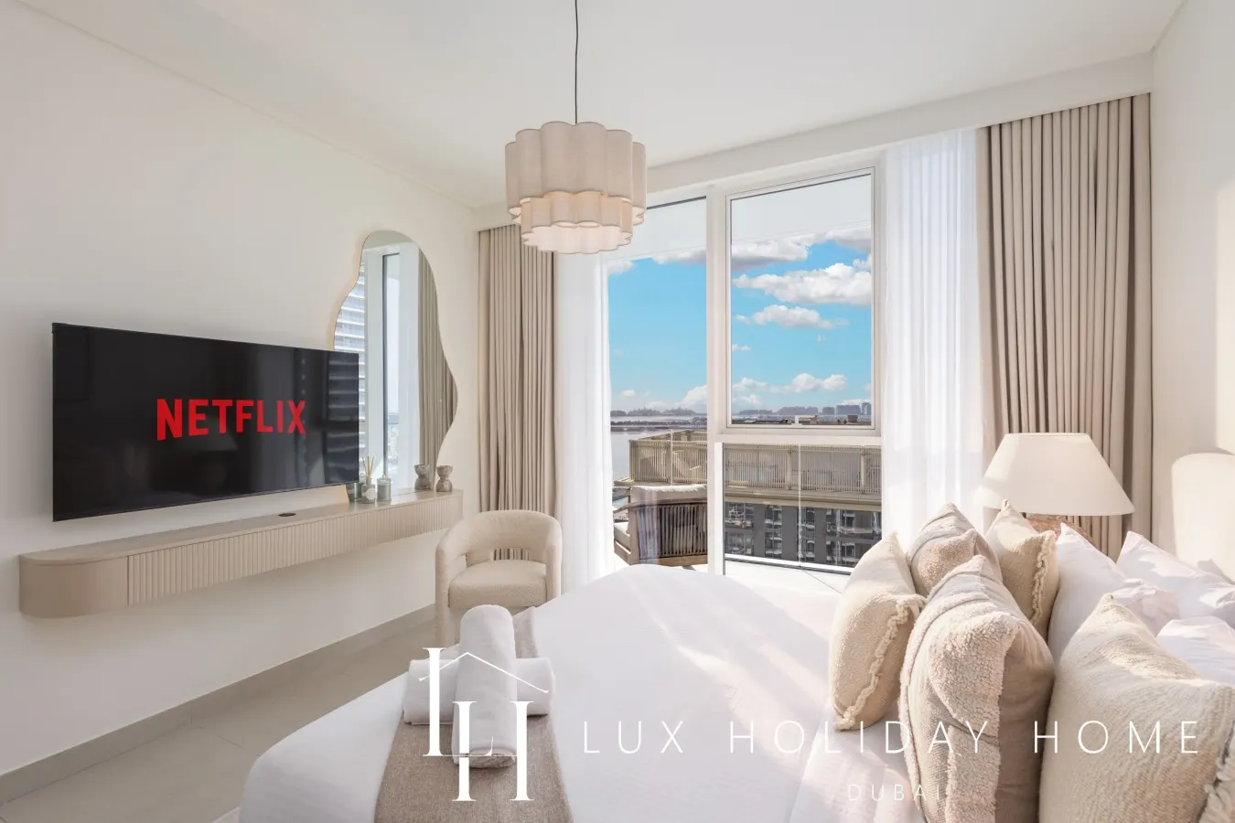 LUX The Beach Mansion Atlantis View Suite 7 13