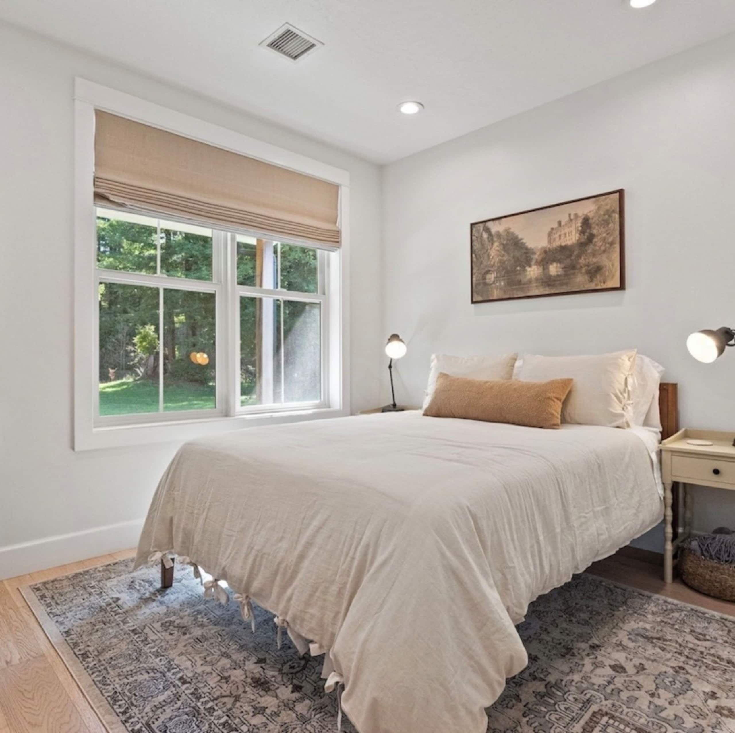 Redwood Meadows Farmhouse 11
