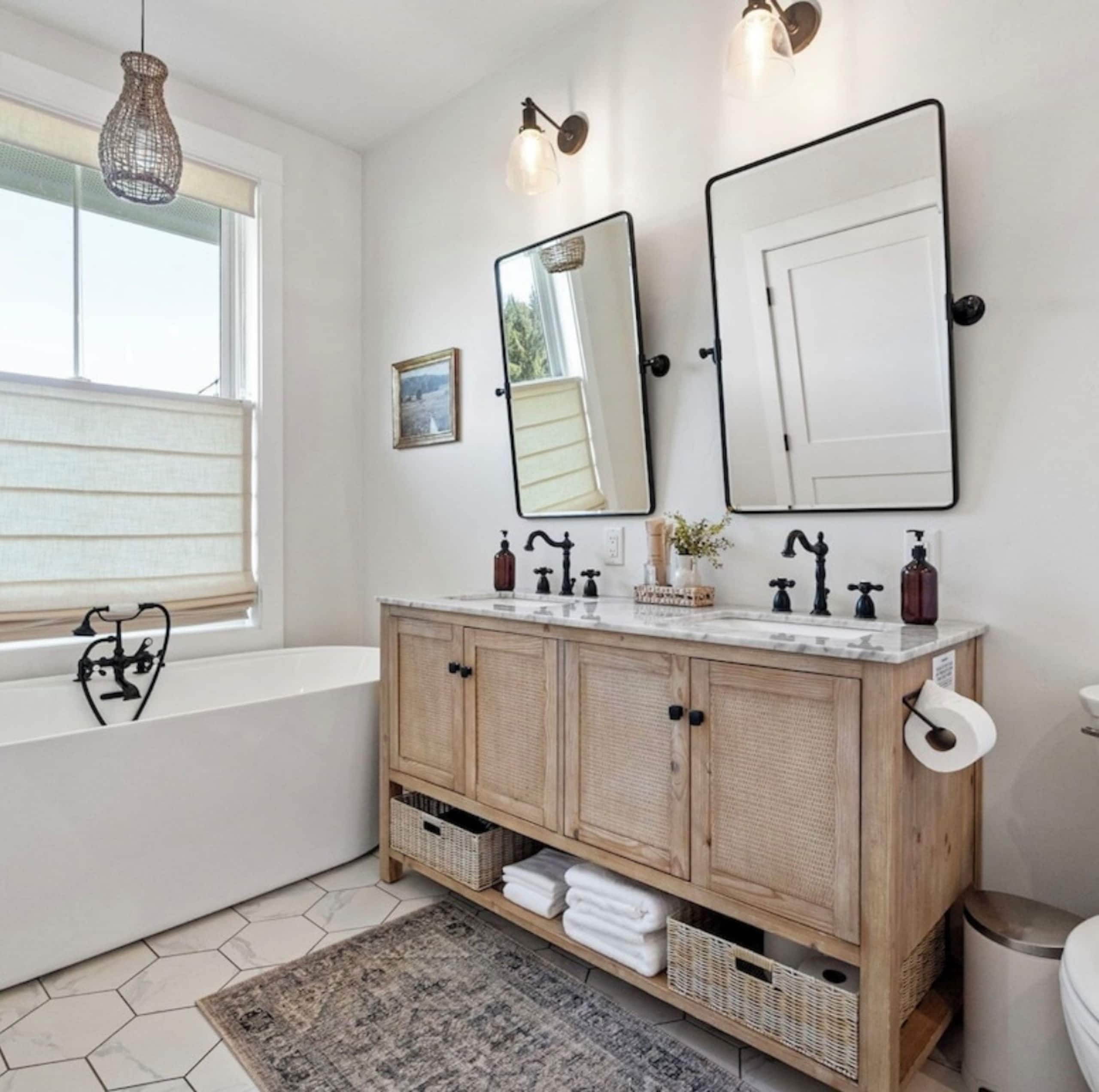 Redwood Meadows Farmhouse 18