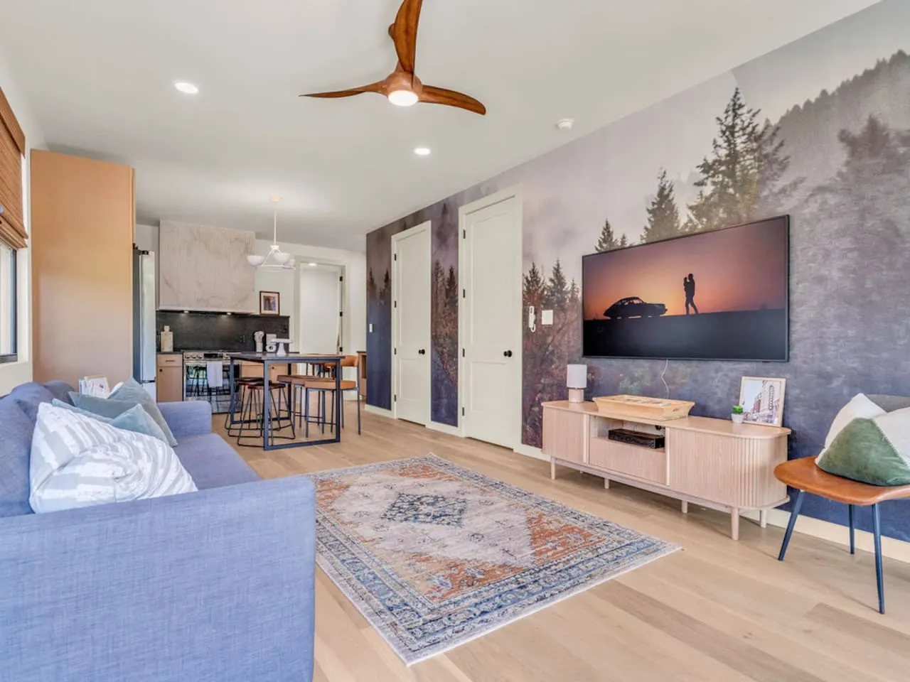 Rooftop Oasis Hot Tub + Theater Walkable to DT 20