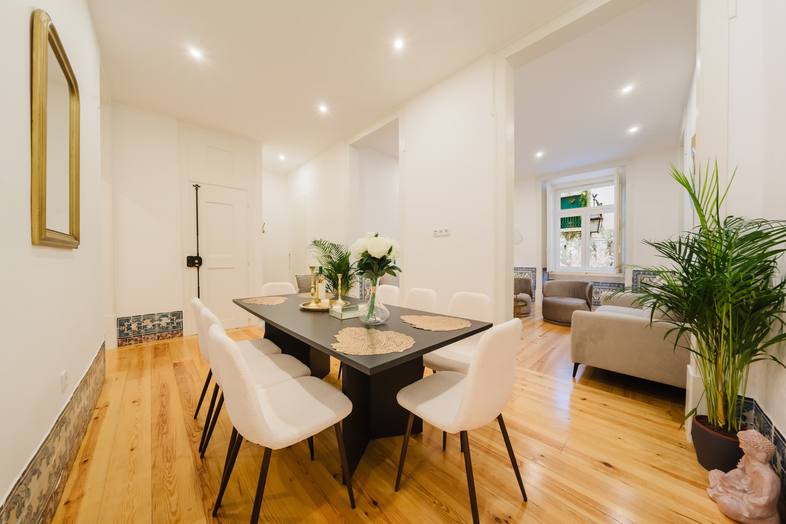 Heart of Lisbon Luxury Stay for 10 w/AC 36