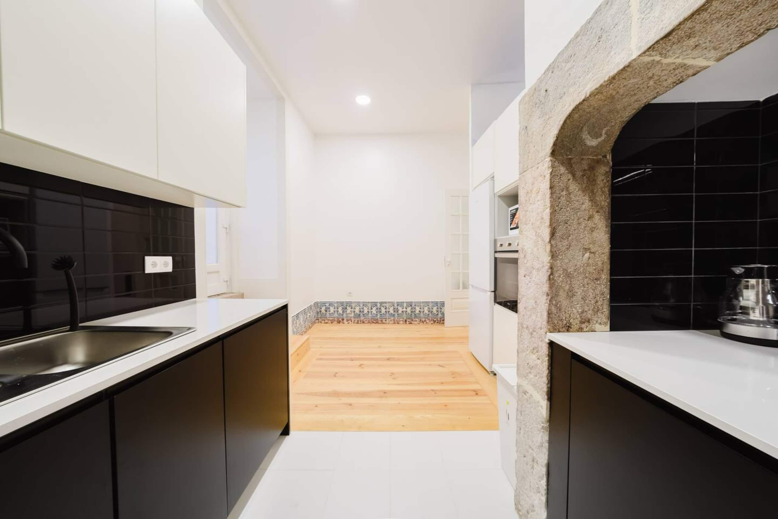 Heart of Lisbon Luxury Stay for 10 w/AC 29