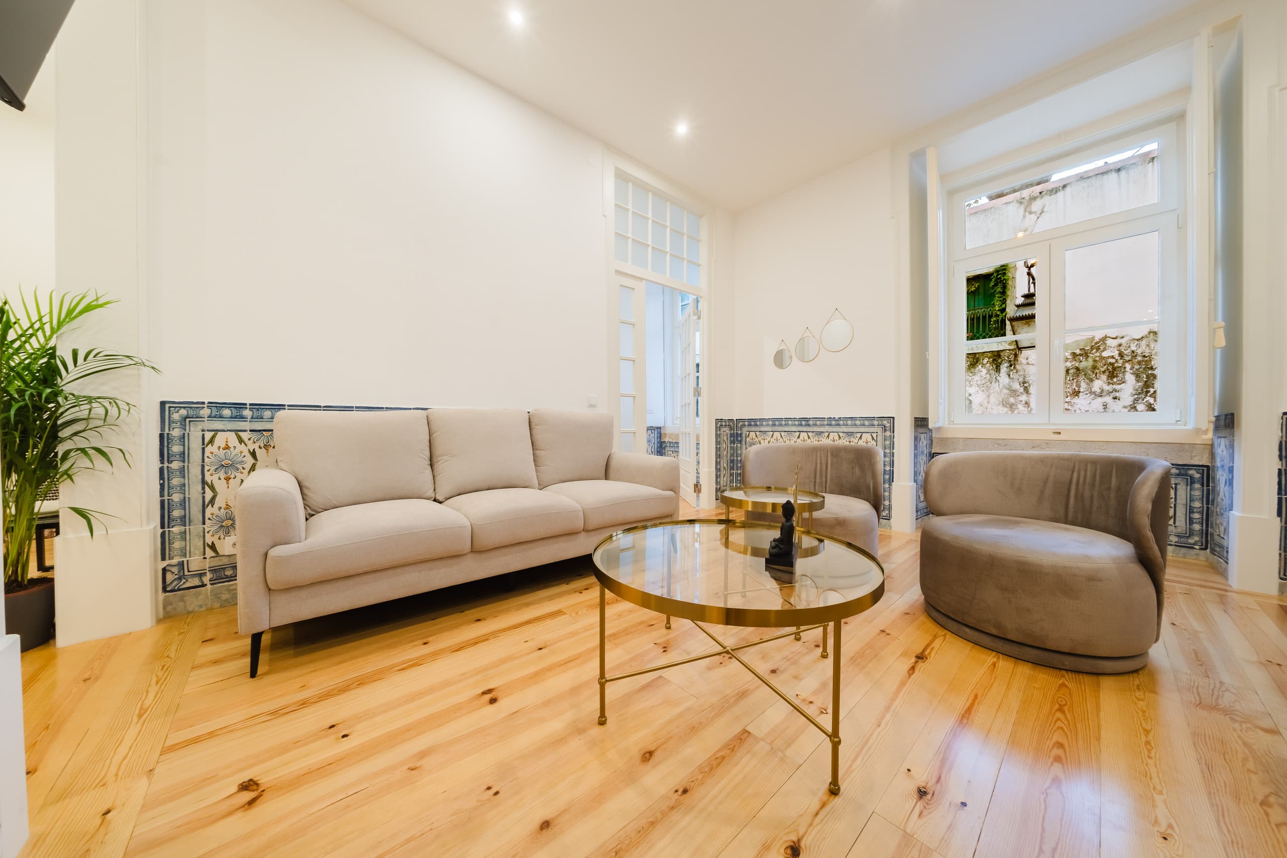 Heart of Lisbon Luxury Stay for 10 w/AC 9