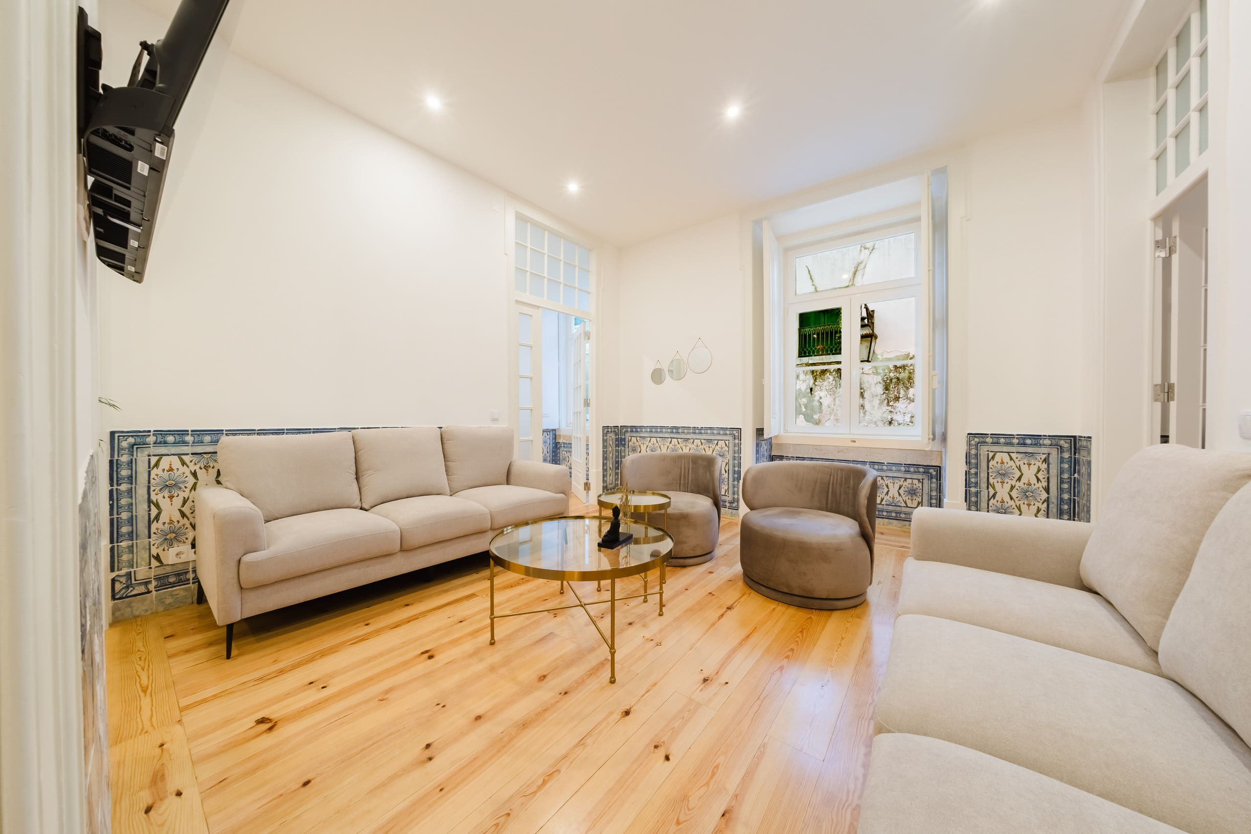 Heart of Lisbon Luxury Stay for 10 w/AC 7