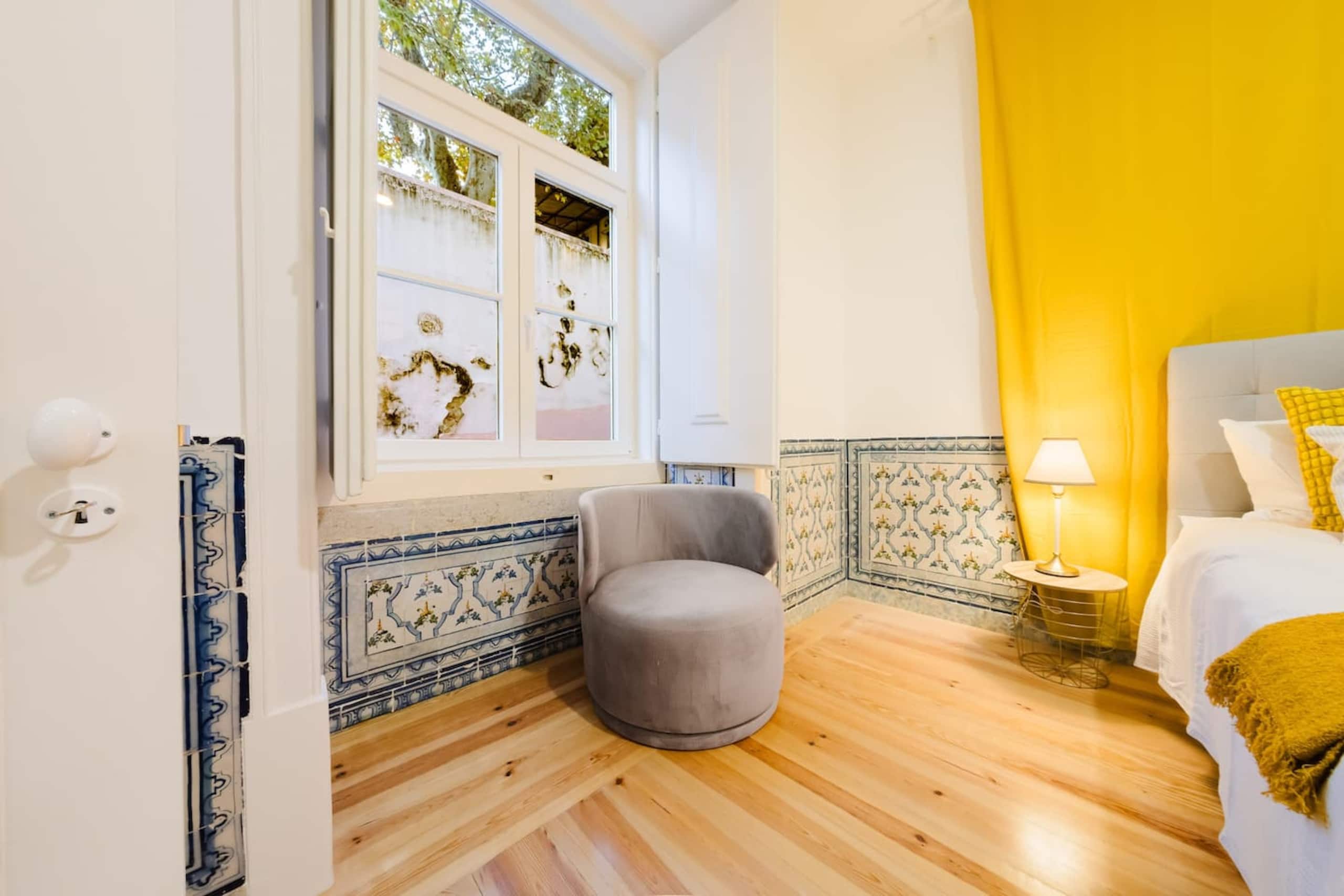 Heart of Lisbon Luxury Stay for 10 w/AC 12