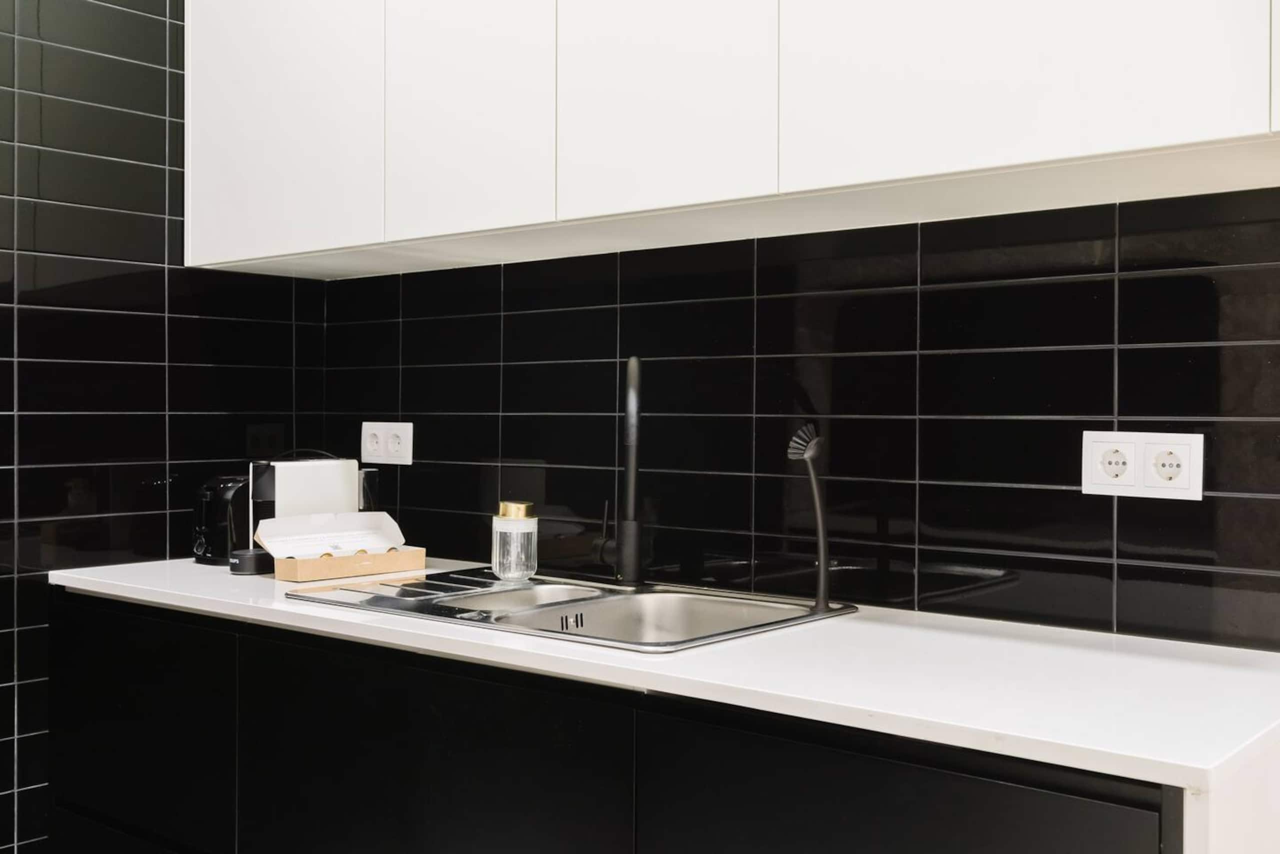 Heart of Lisbon Luxury Stay for 10 w/AC 30
