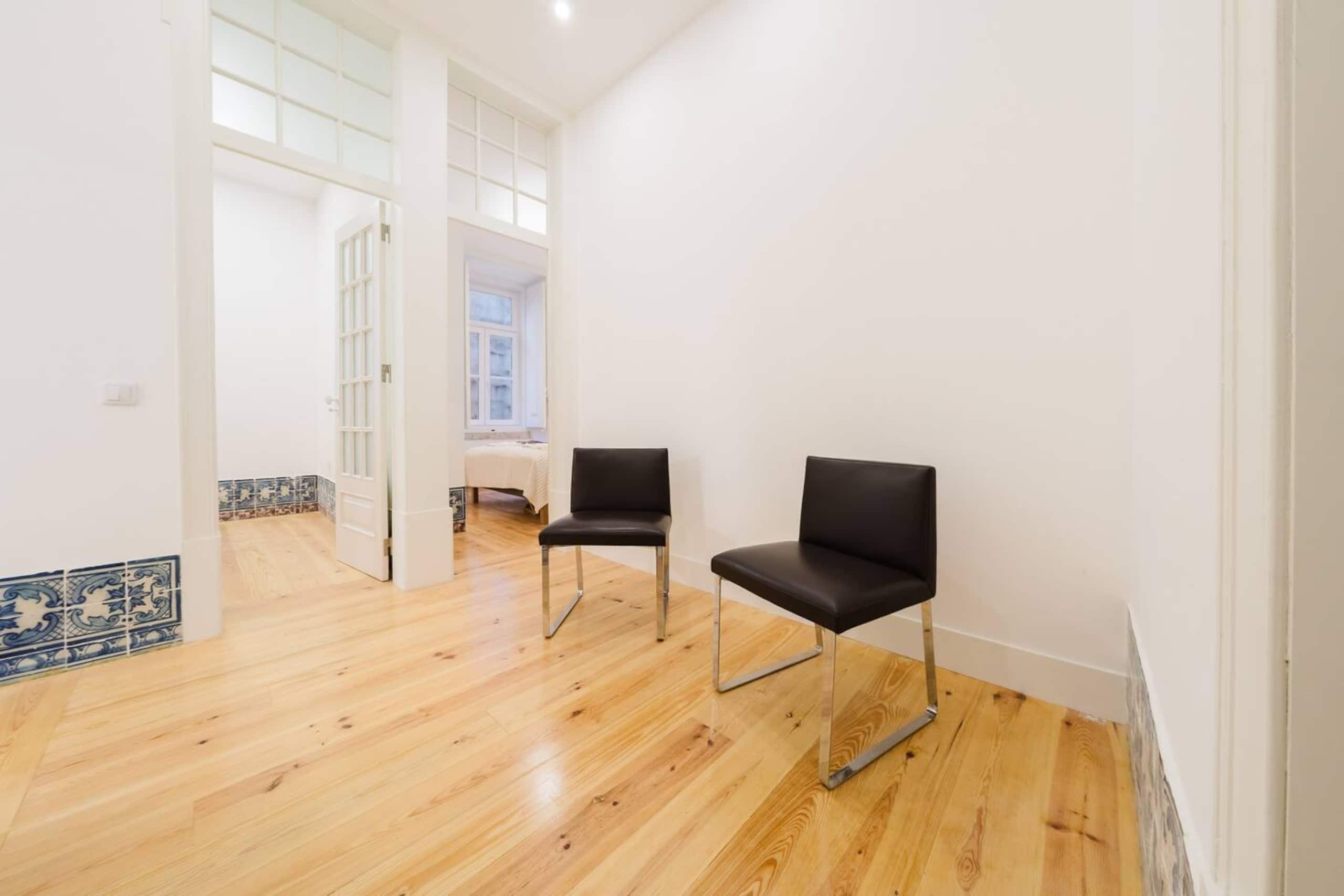 Heart of Lisbon Luxury Stay for 10 w/AC 37