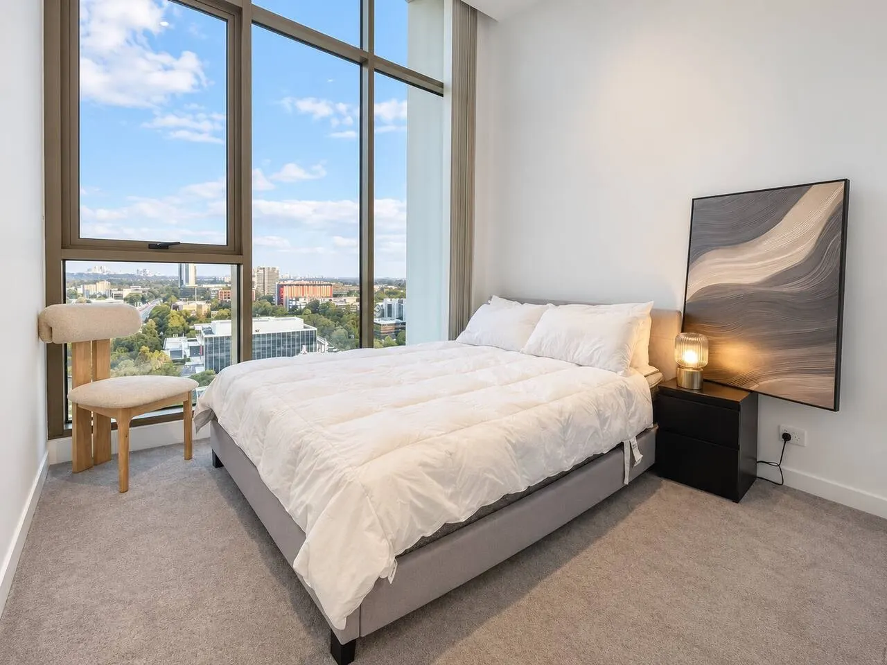 Stylish Apartment Near Macquarie Uni & Metro 8