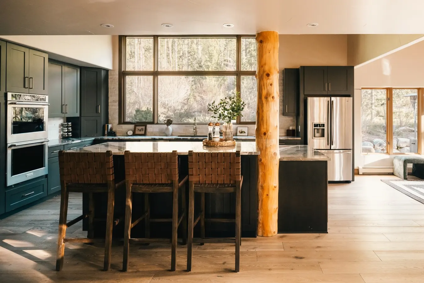 Spacious Lodge with Sauna, Hot Tub & Recovery Room 16