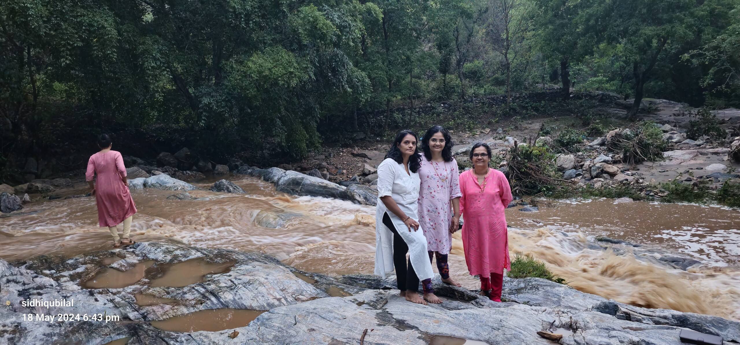 A Beautiful FarmStay Resort in Sholayur Anaikatti 13