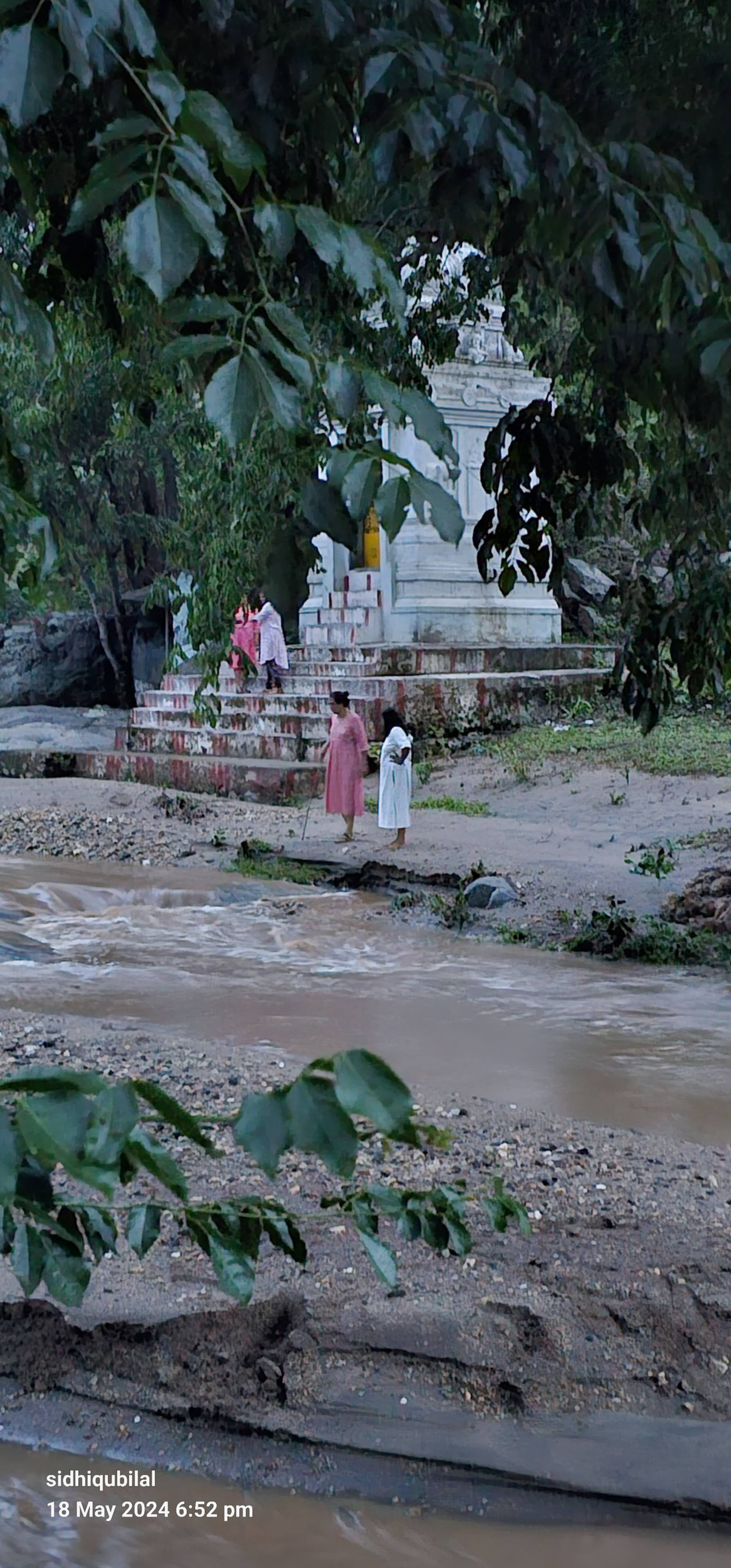 A Beautiful FarmStay Resort in Sholayur Anaikatti 15