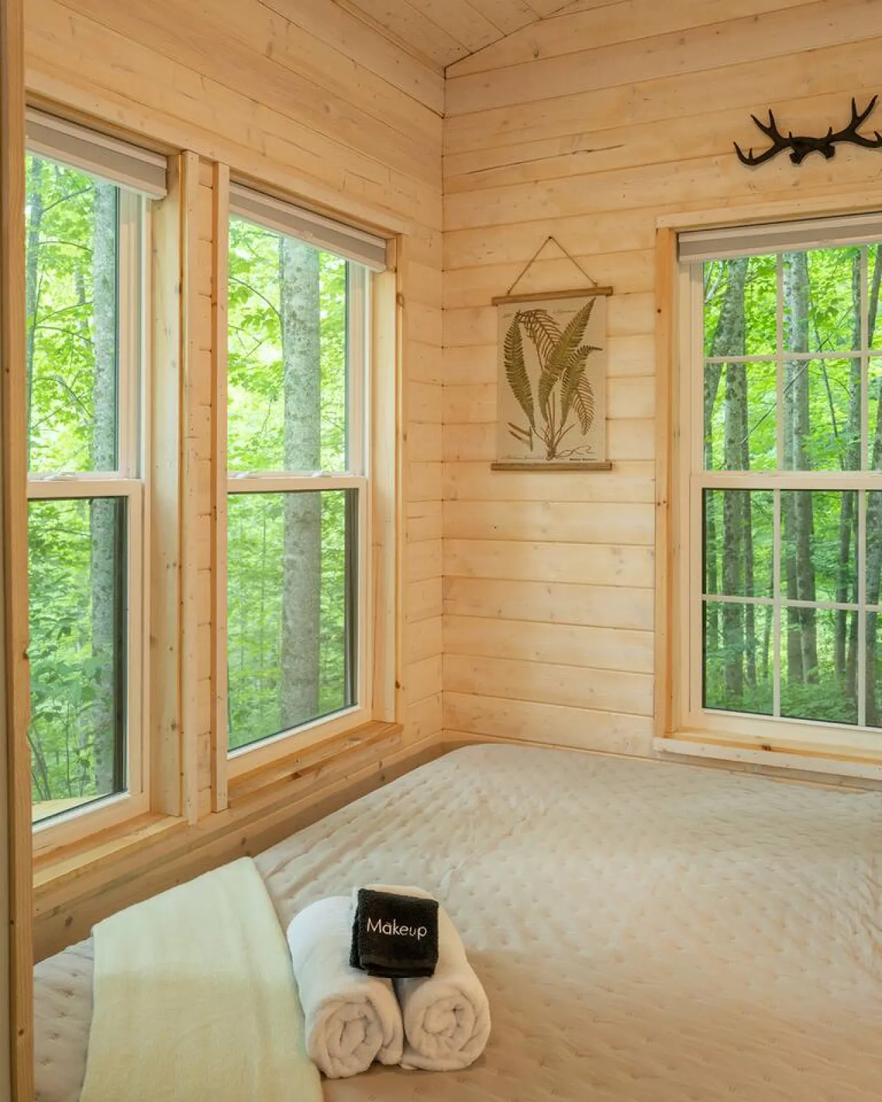 Serene, Romantic Getaway Outdoor Shower Hiking 8