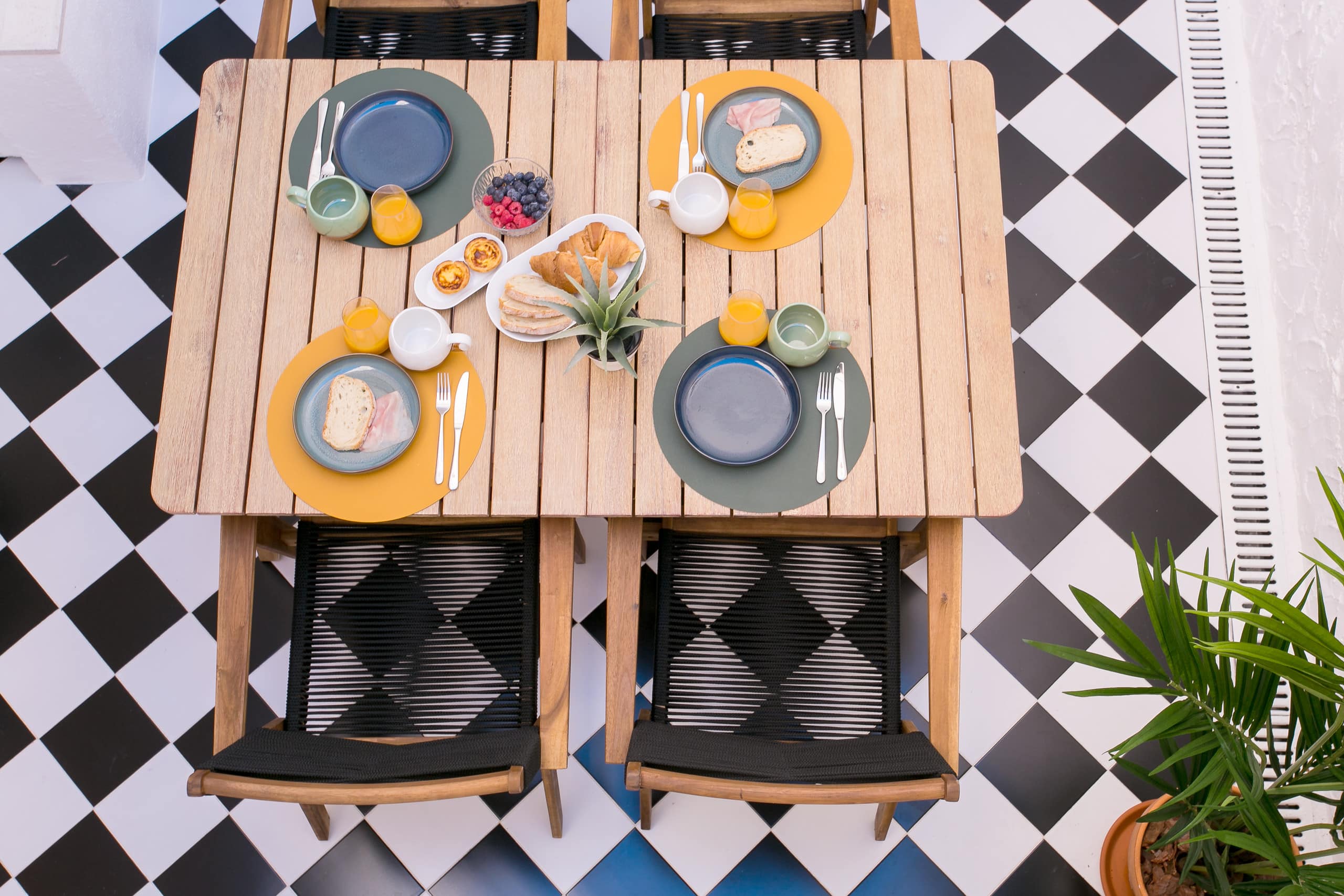 Renovated! Amazing Terraces in Alfama 3
