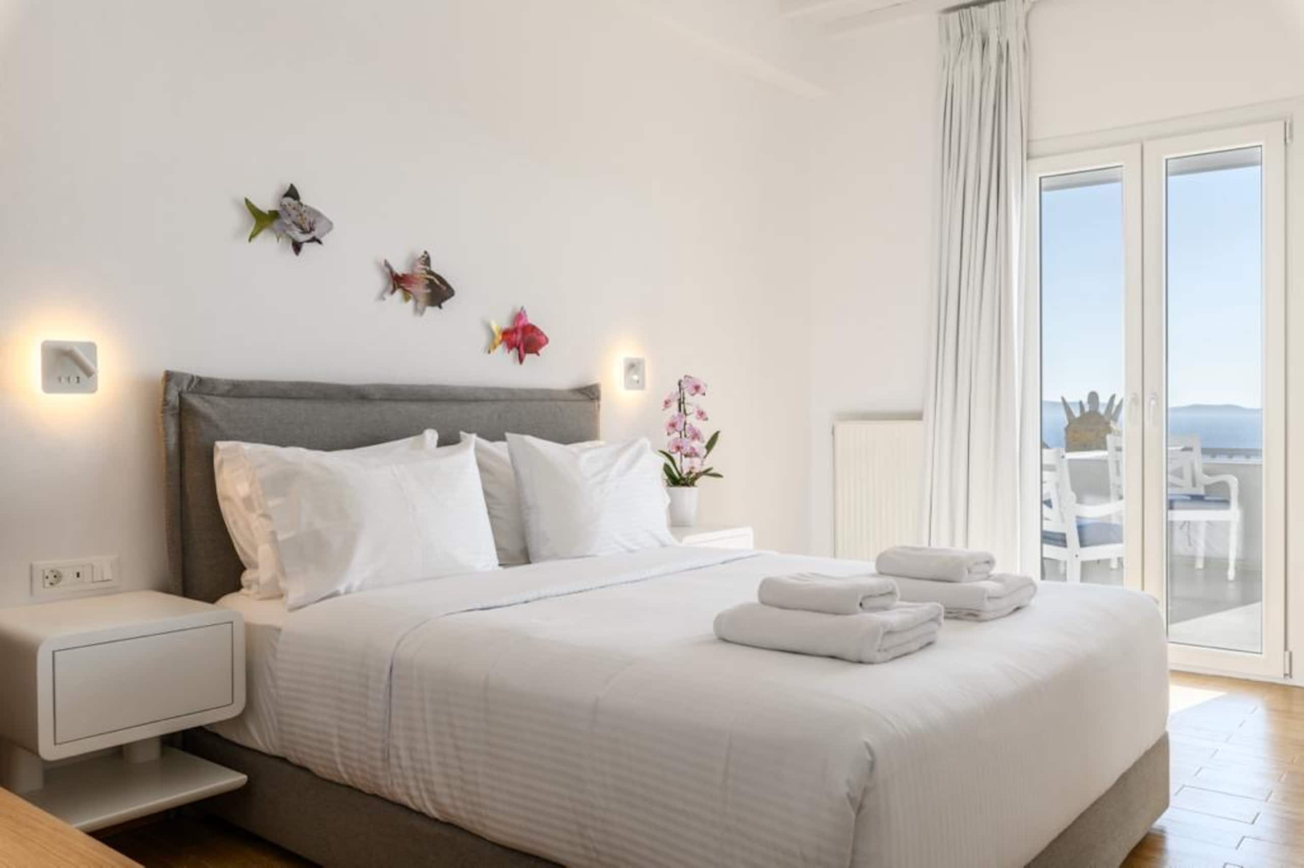 Azure Bliss Mykonos, 3 Bedroom Luxury House 27