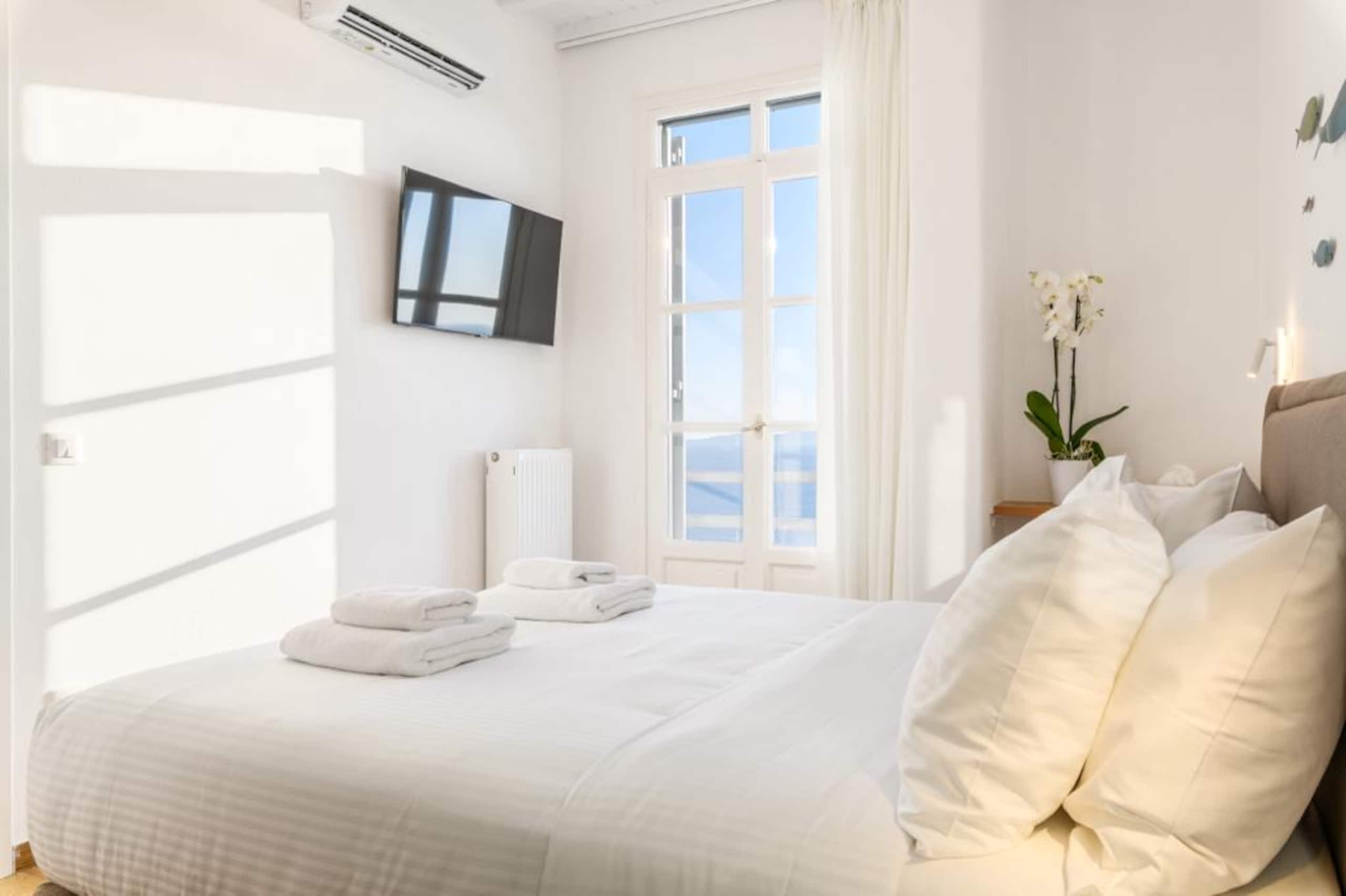 Azure Bliss Mykonos, 3 Bedroom Luxury House 18