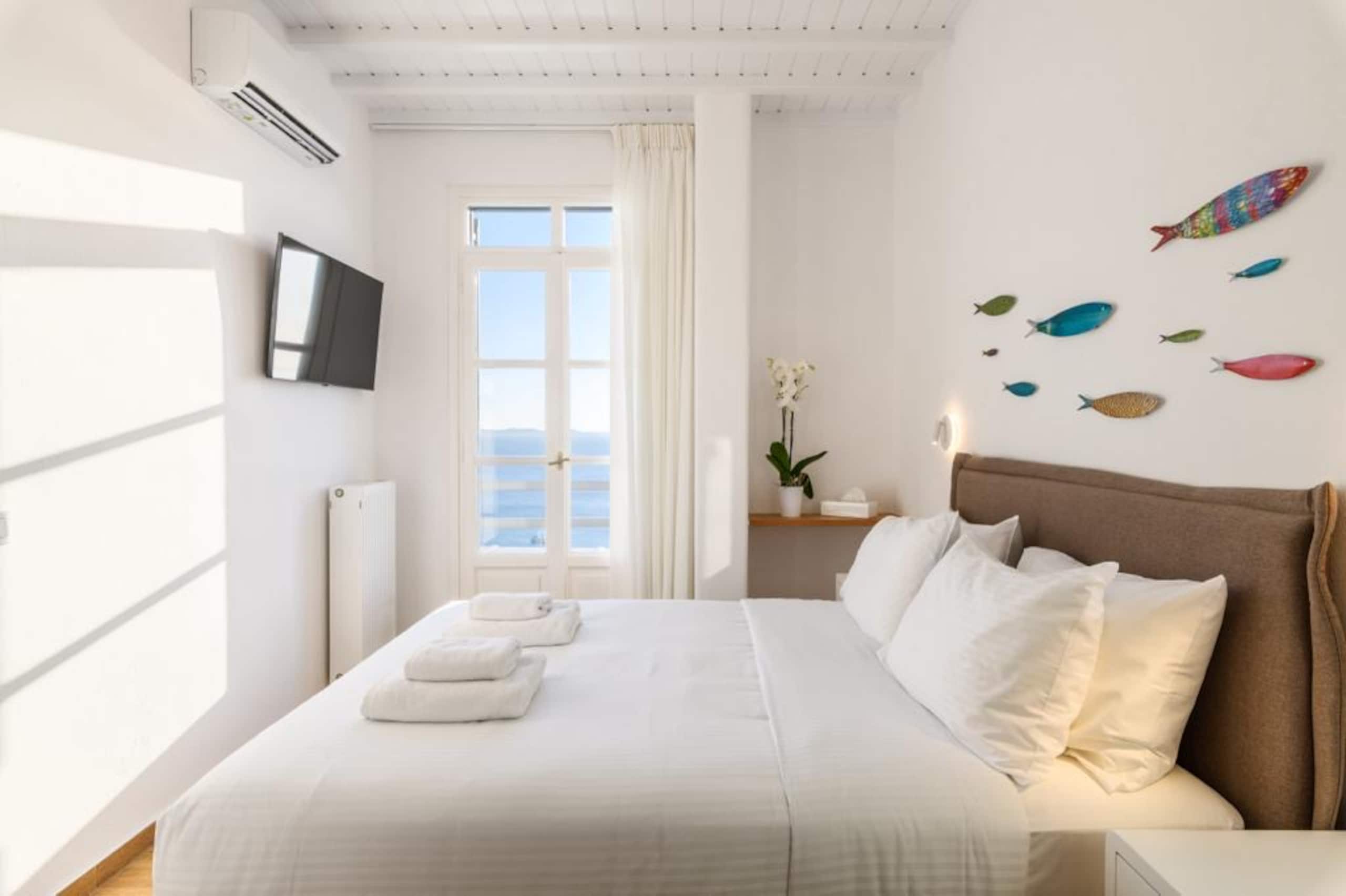 Azure Bliss Mykonos, 3 Bedroom Luxury House 25