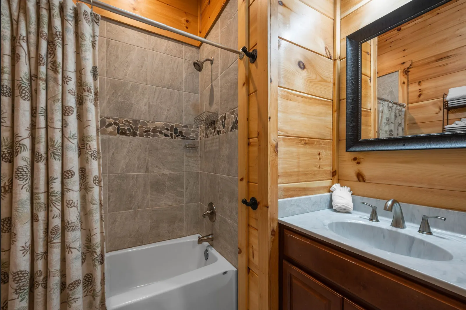 Indoor Pool IN Cabin Hot Tub Mtn Views Dogs Free 11