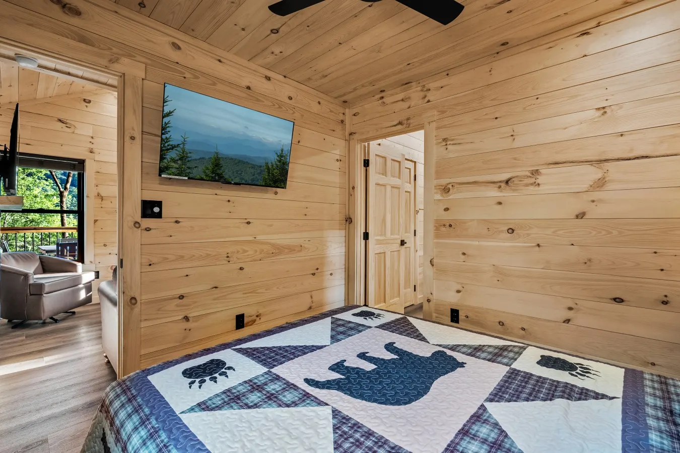 Chimney Tops, Treelodge #15 9