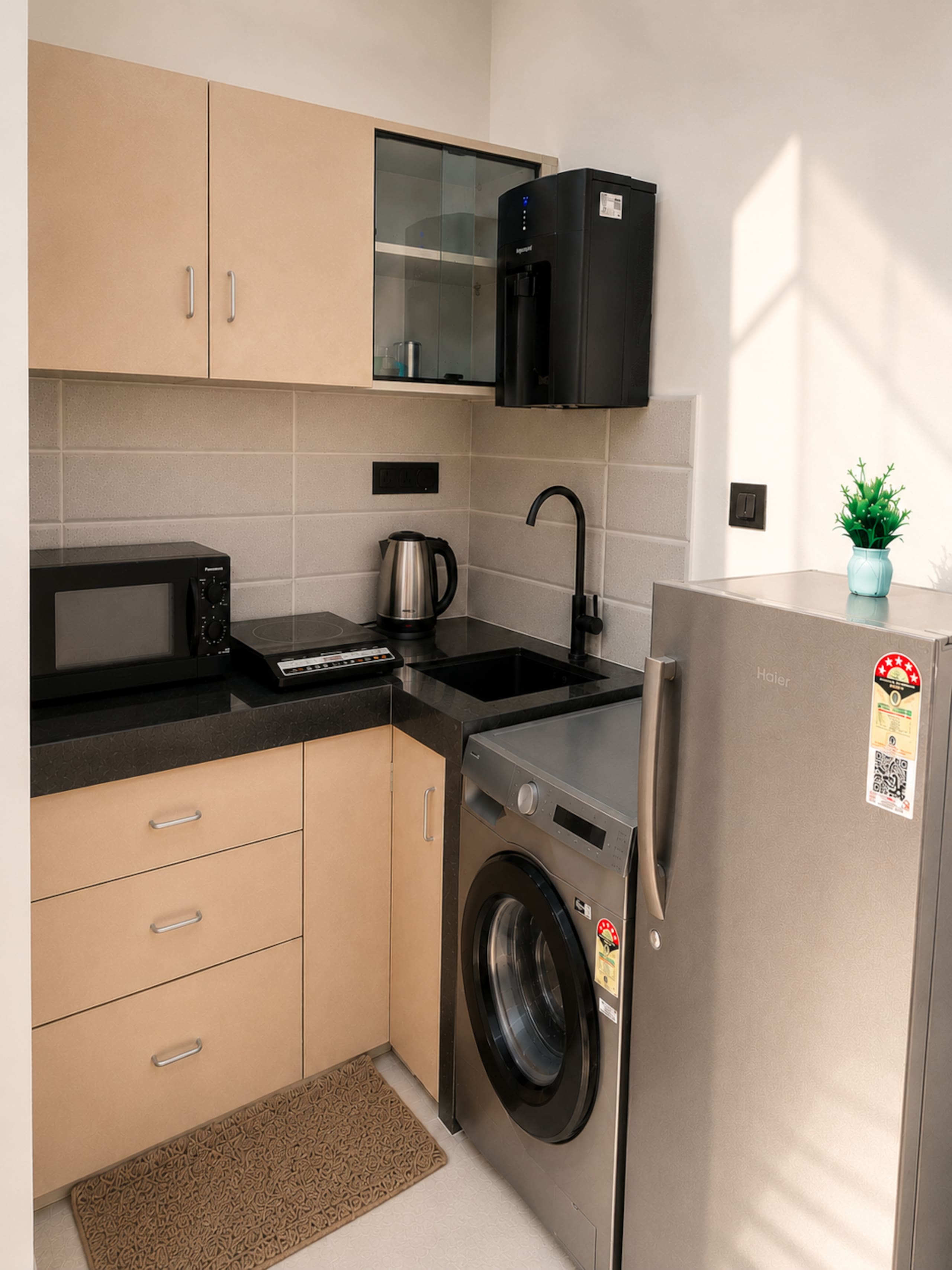 Stylish Studio Near Baga & Calangute Beach w/ Pool 9