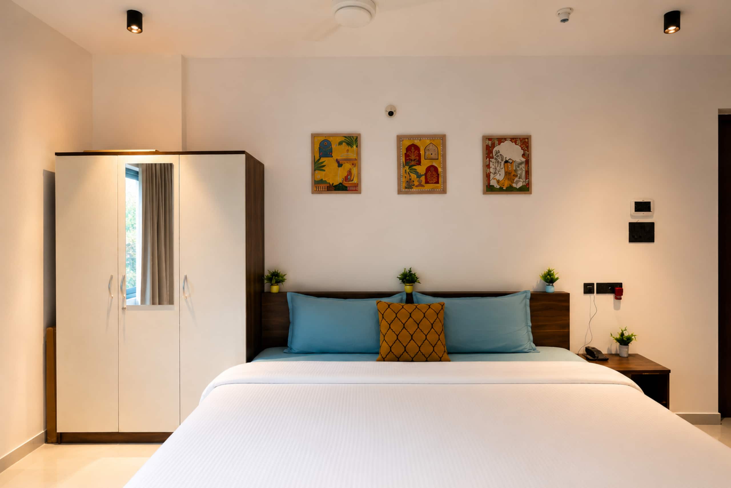 Stylish Studio Near Baga & Calangute Beach w/ Pool 14