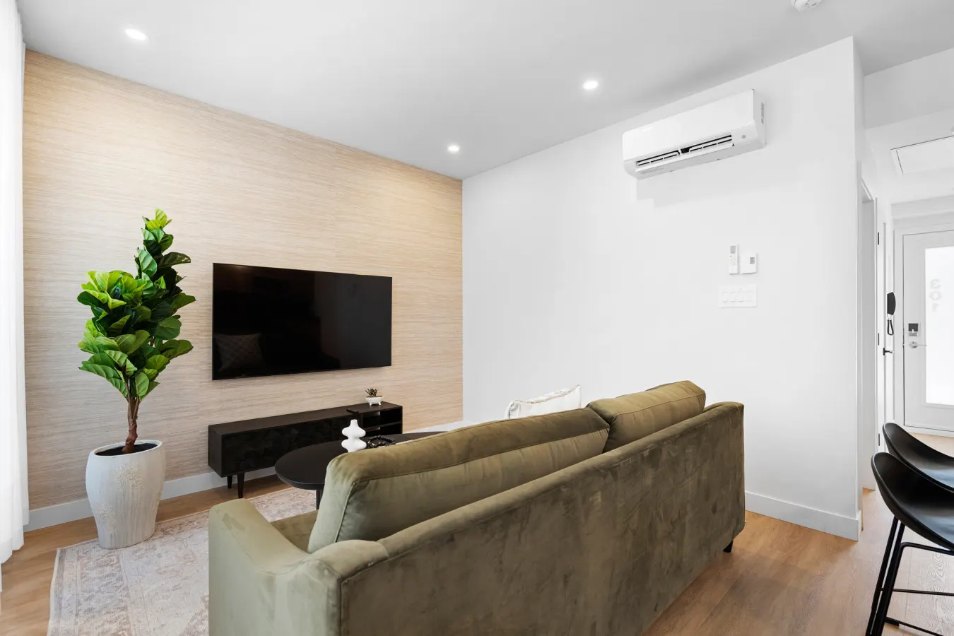 Plateau-Cozy New Flat in Habitat Plateau -Unit 301 3