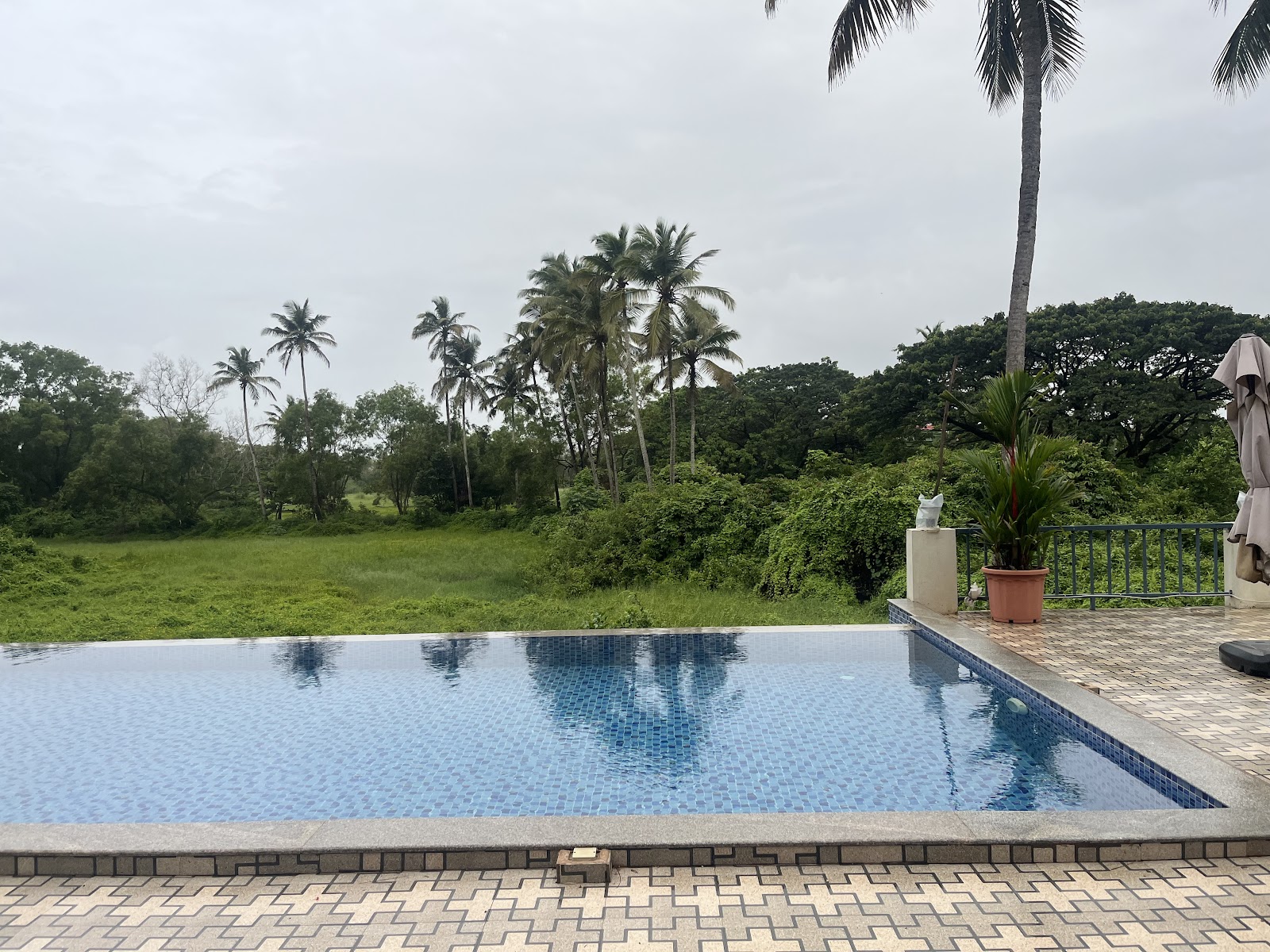 Beach Bliss Apartment - 8 min walk to the Beach 5