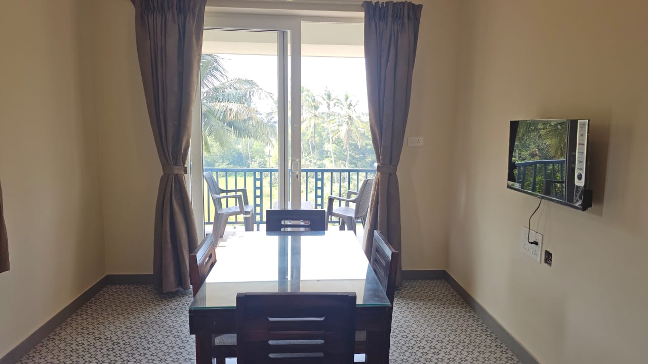 Beach Bliss Apartment - 8 min walk to the Beach 9
