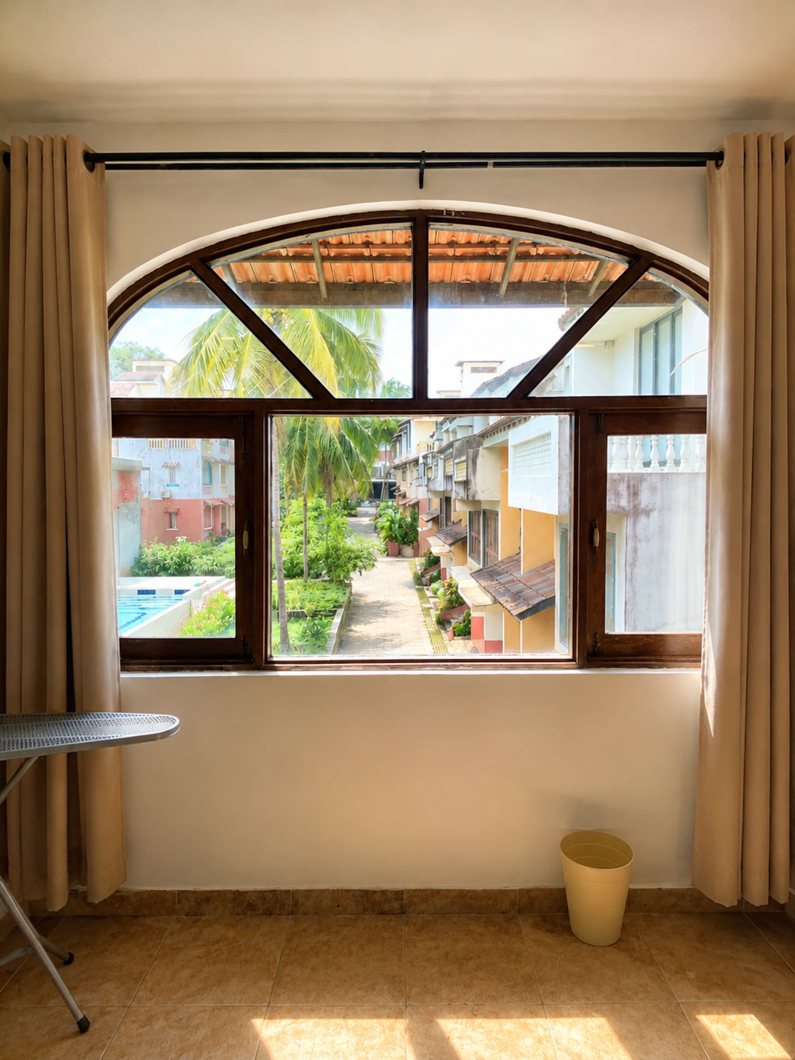 Terra Verde ~ Pool View | 5 mins to Beach 38