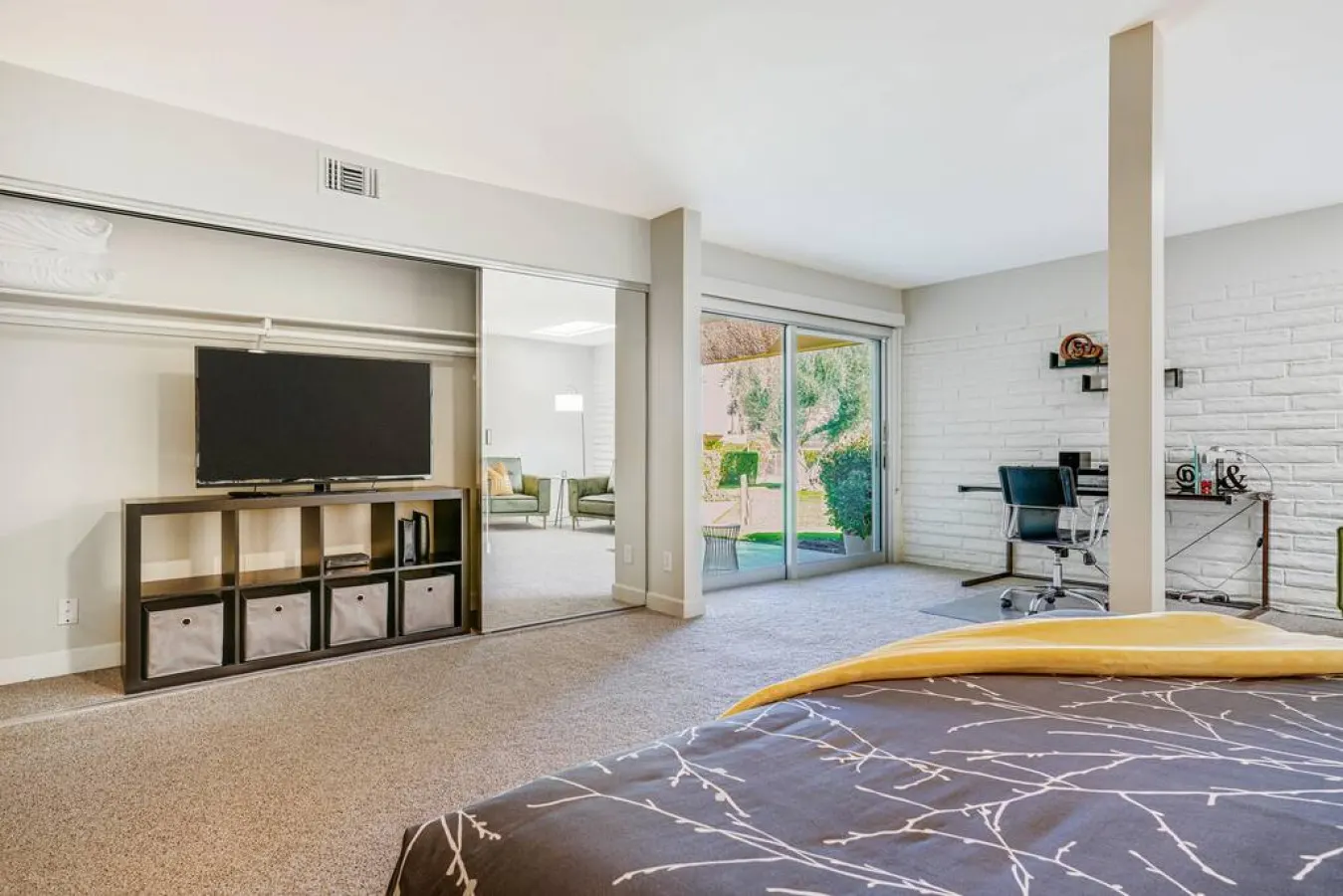 The Velvet Palm: Palm Desert, CA 16