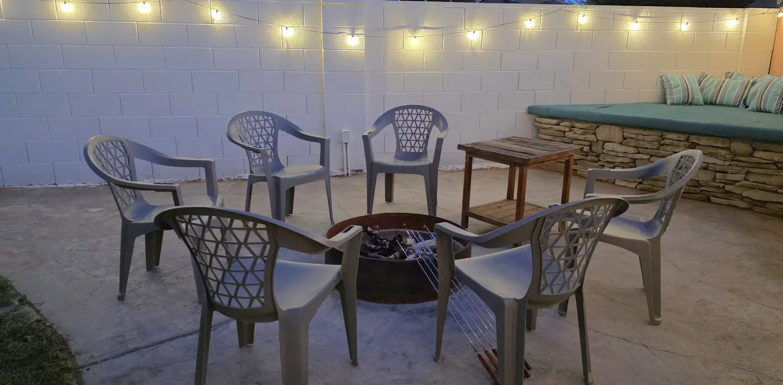 Hot Tub, Game Room, Kayaks, Boat Parking, Backyard, King, Fire Pit, Pets, W/D 18