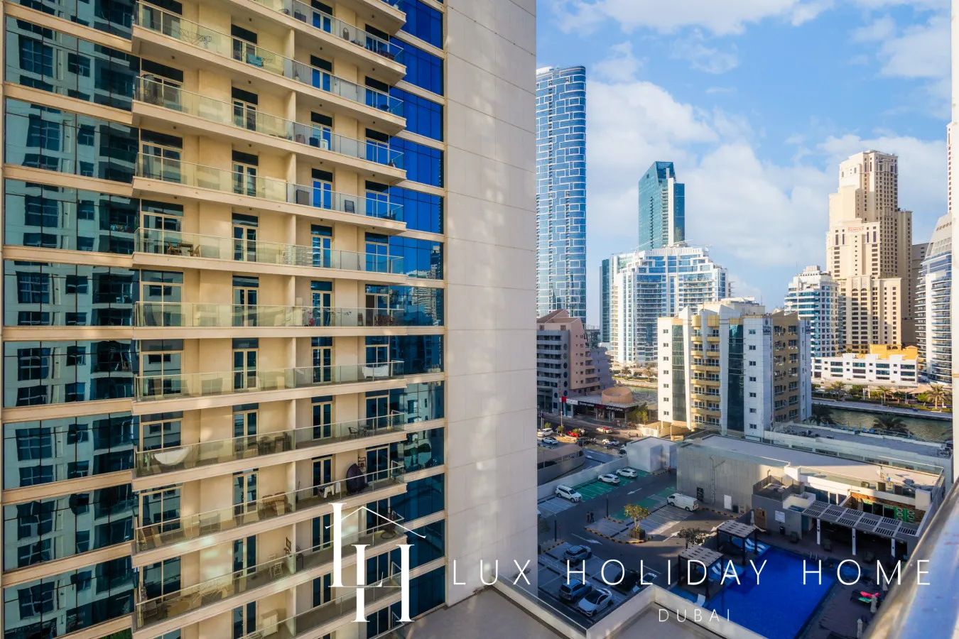 LUX The Modern Marina Suite 12