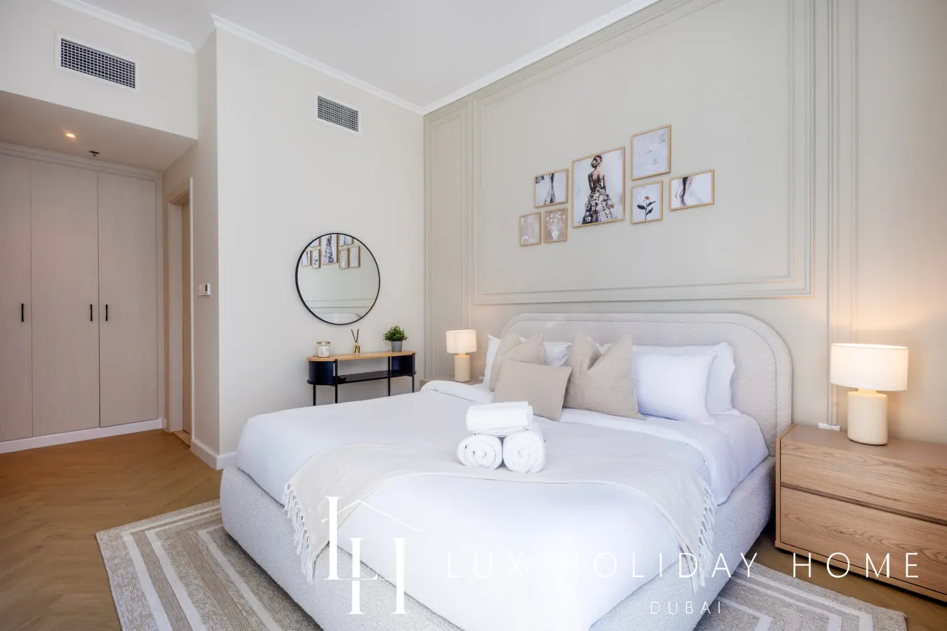 LUX The Modern Marina Suite 13