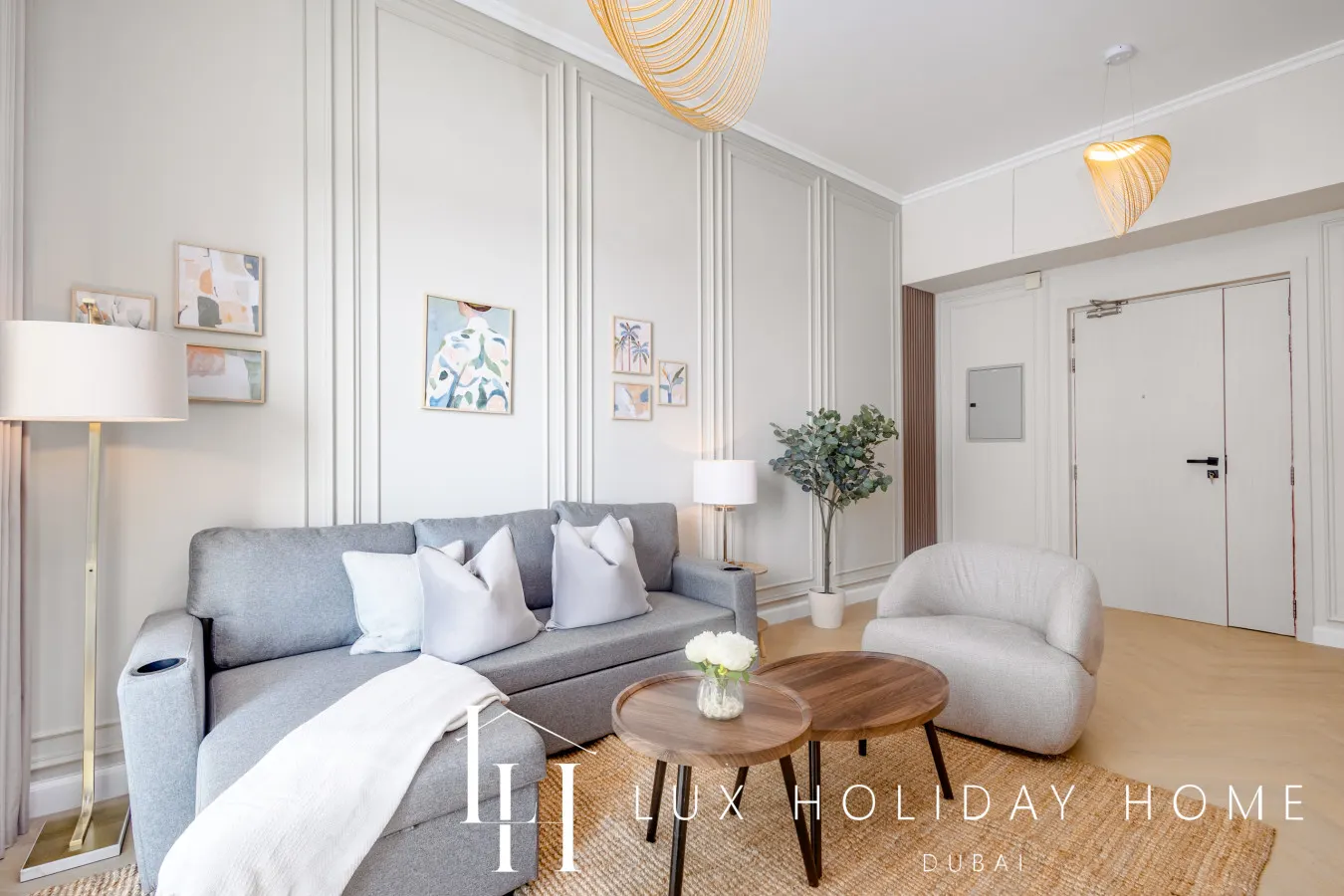 LUX The Modern Marina Suite 6