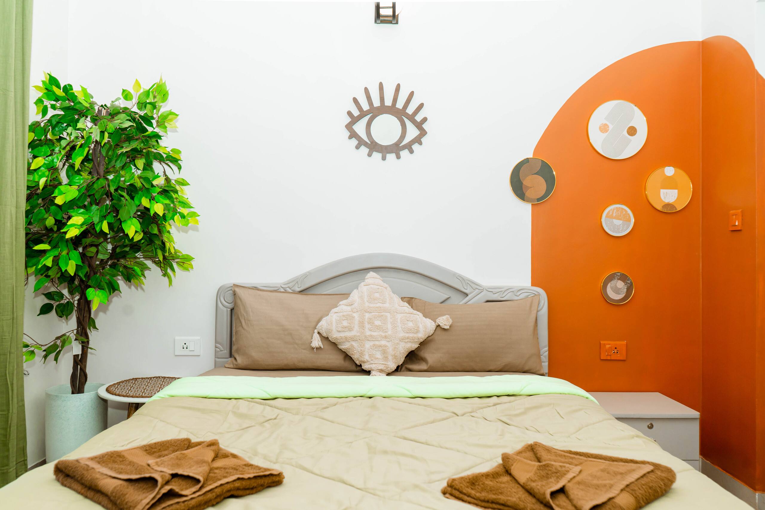 Casa Luna | 700 m stroll to Varca Beach. 40