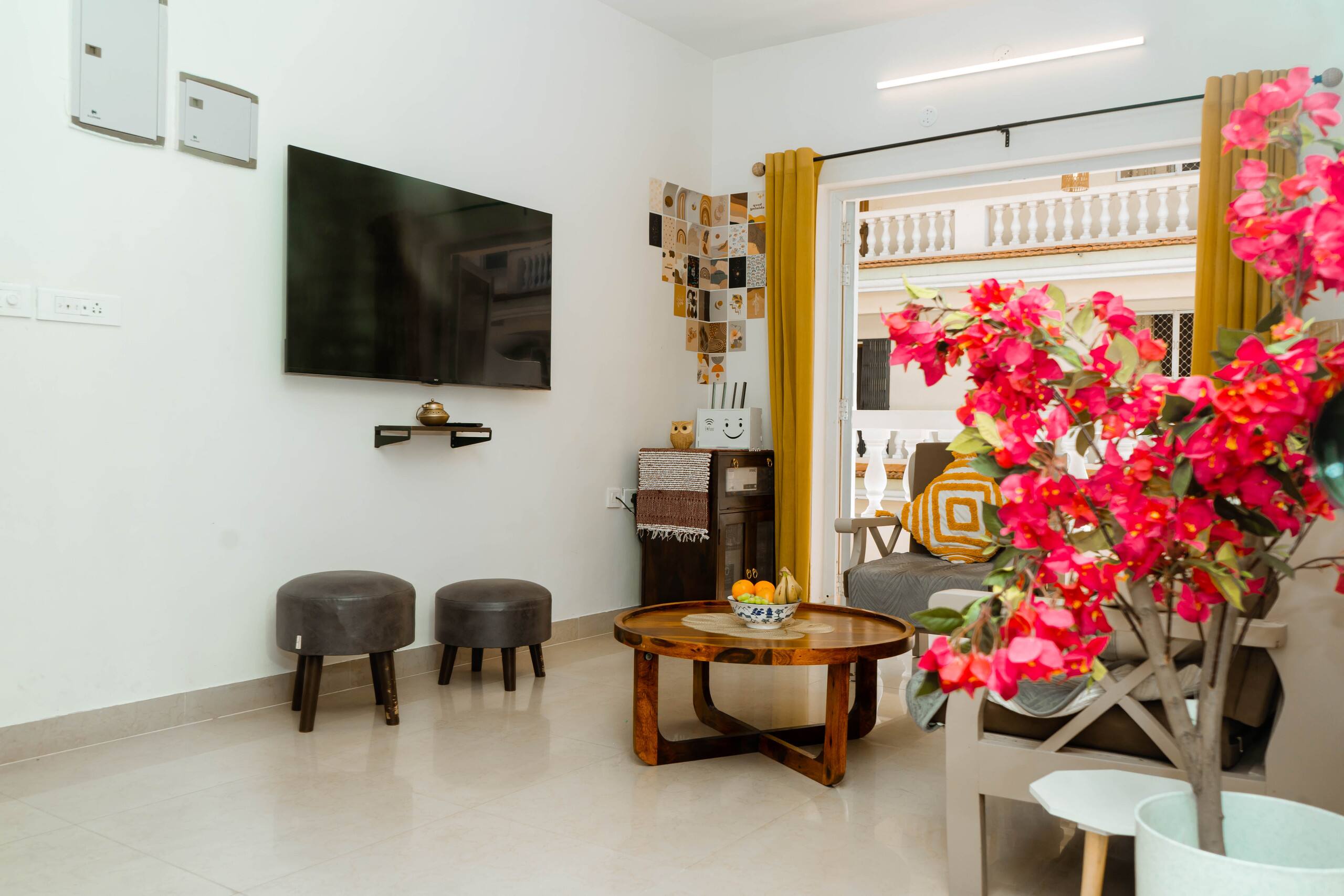 Casa Luna | 700 m stroll to Varca Beach. 15